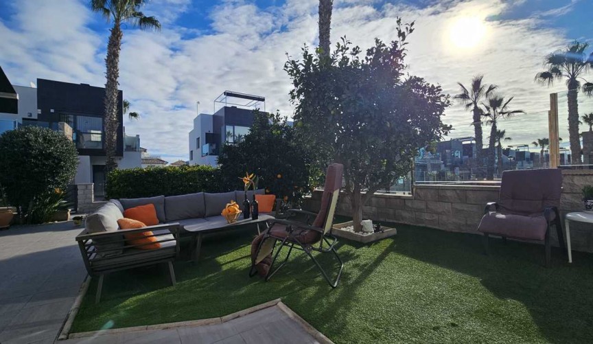 Brukt - Villa -
Cabo Roig - Costa Blanca