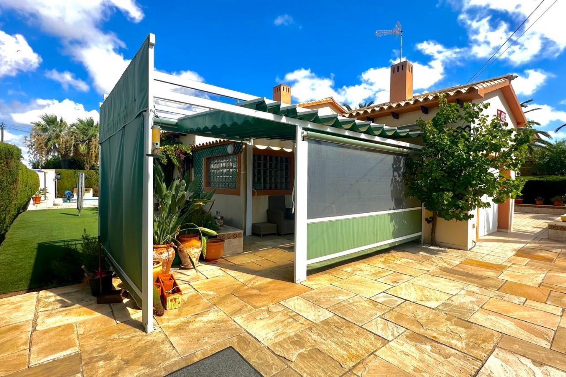 Brukt - Villa -
Cabo Roig - Costa Blanca