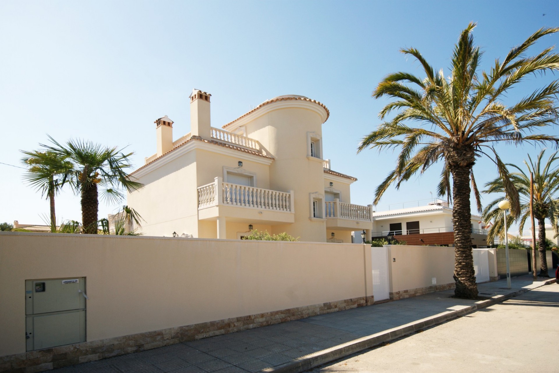 Brukt - Villa -
Cabo Roig - Costa Blanca