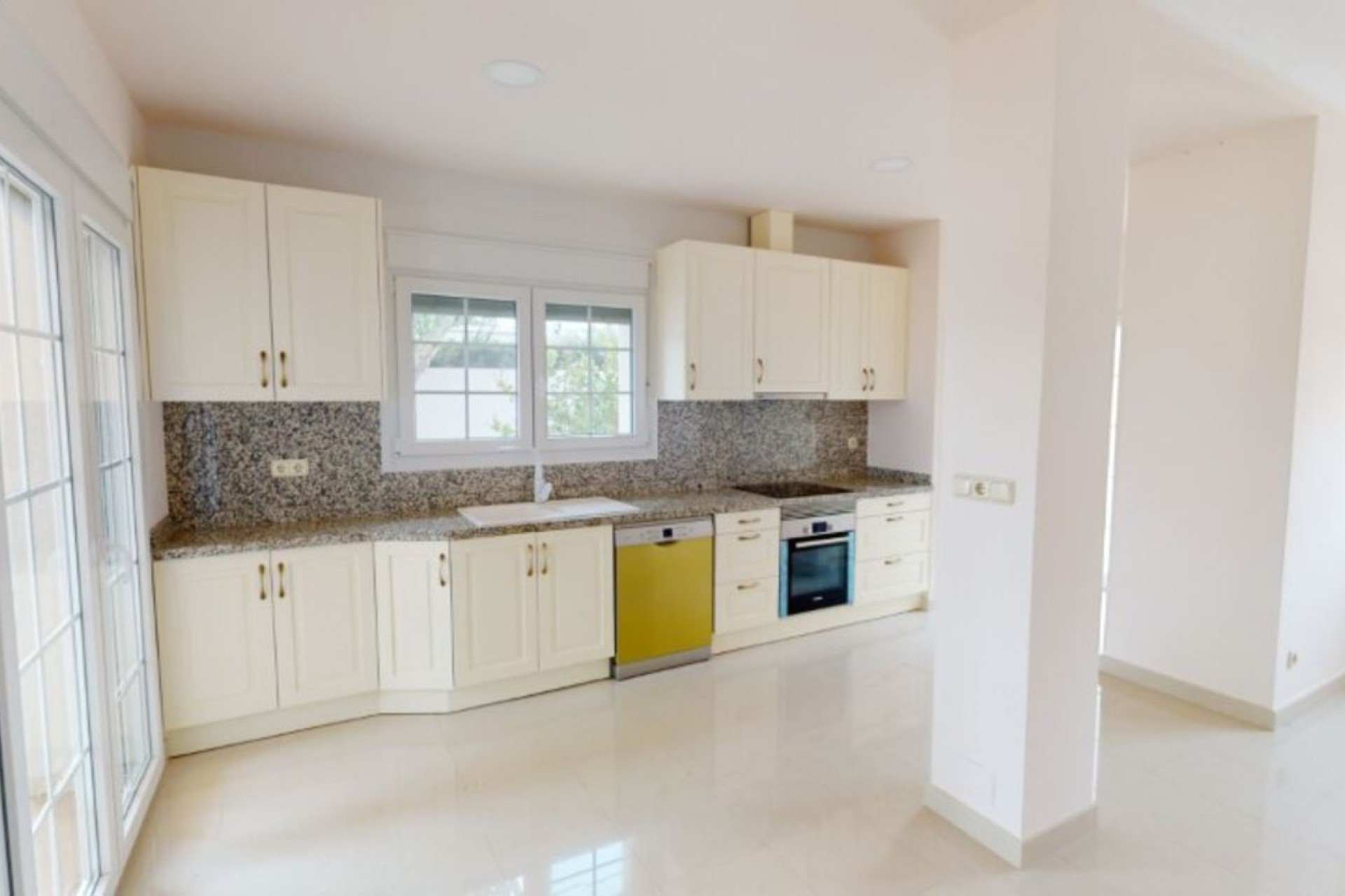 Brukt - Villa -
Cabo Roig - Costa Blanca