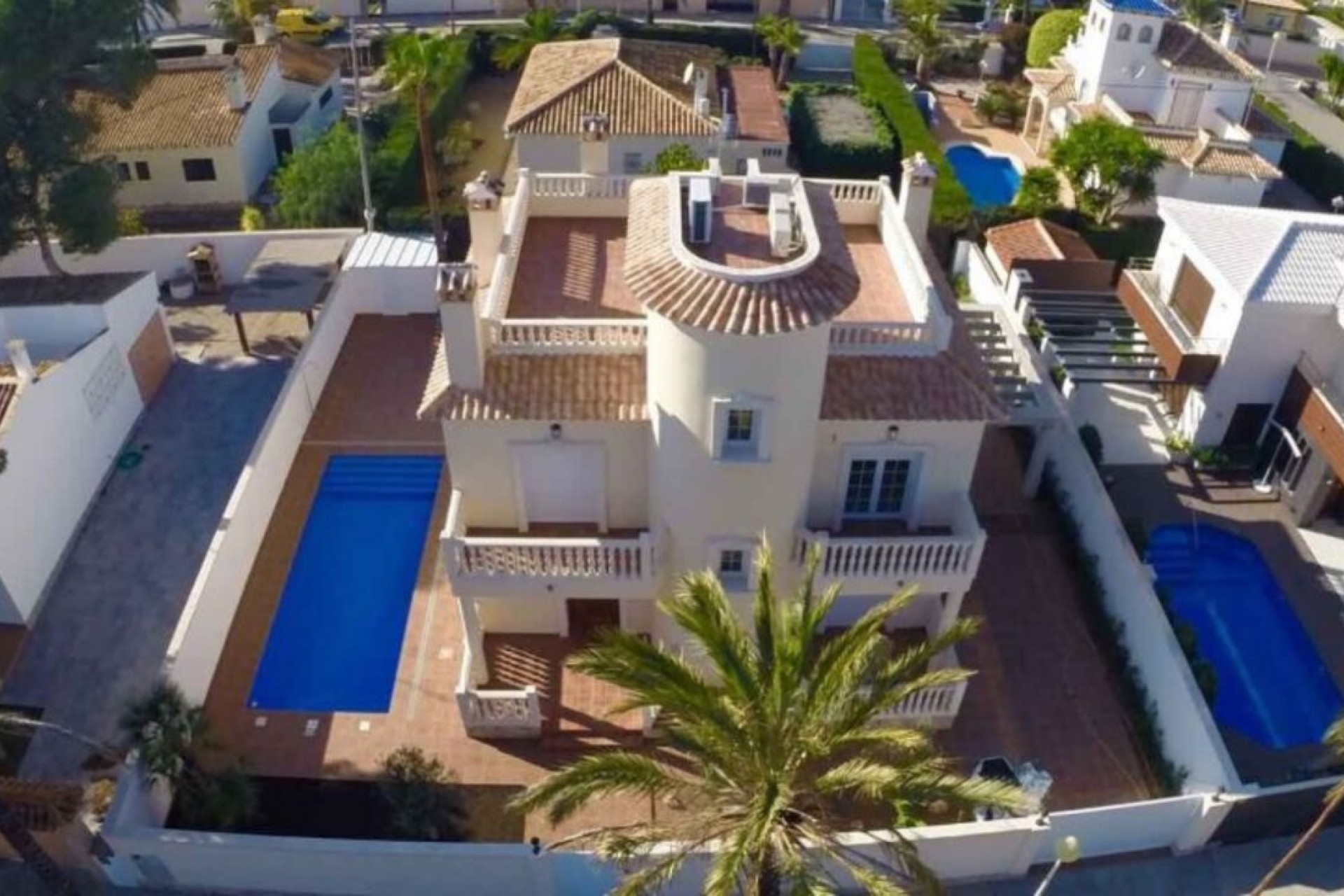 Brukt - Villa -
Cabo Roig - Costa Blanca