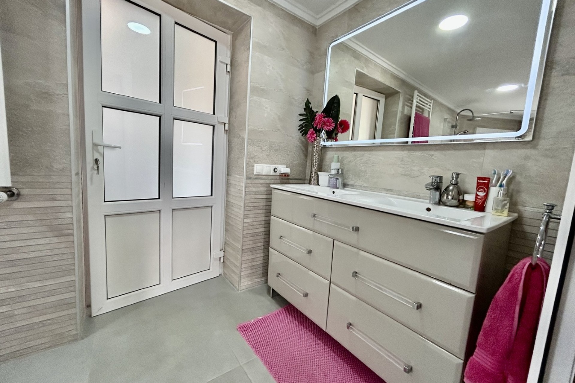 Brukt - Villa -
Cabo Roig - Costa Blanca