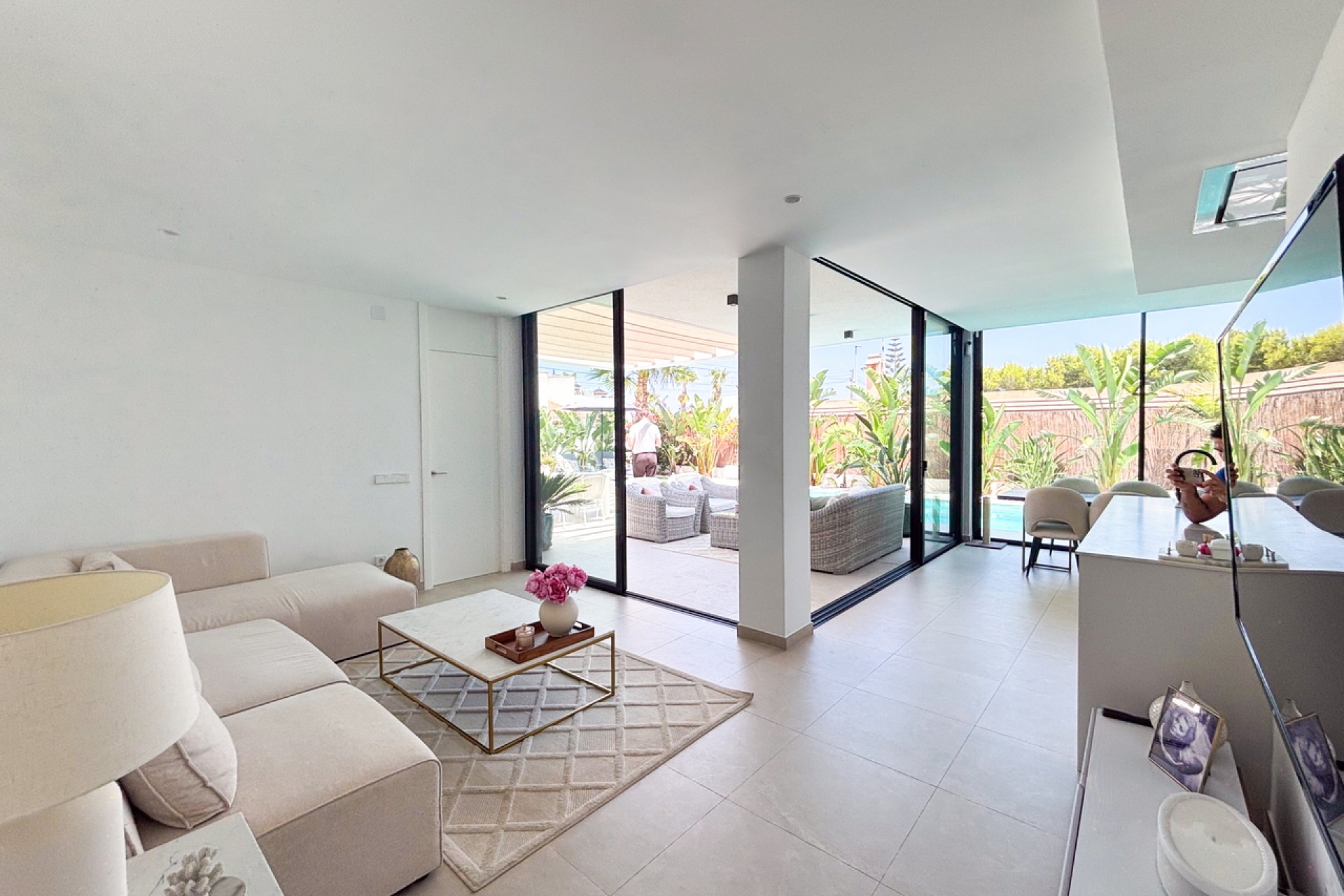 Brukt - Villa -
Cabo Roig - Costa Blanca