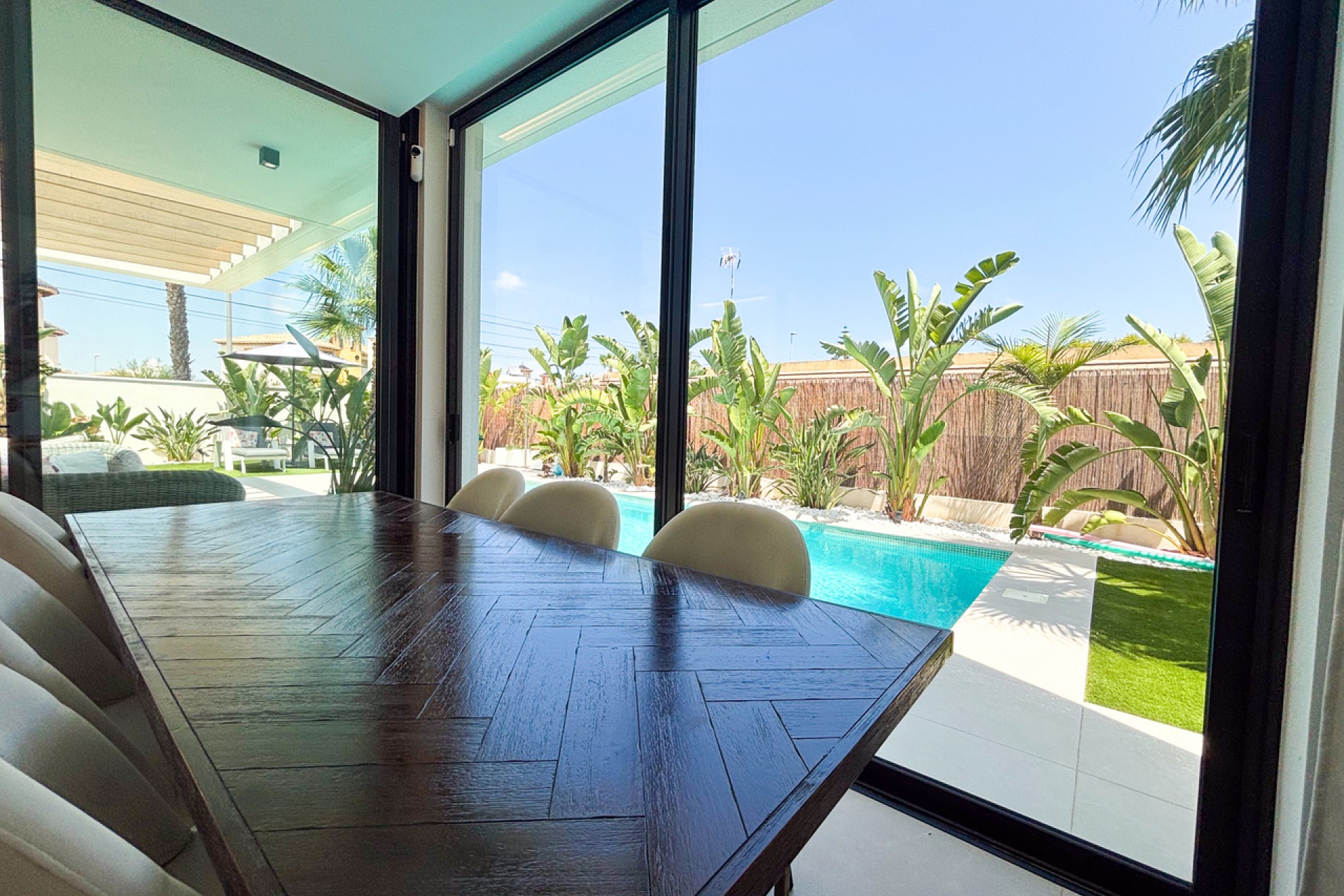 Brukt - Villa -
Cabo Roig - Costa Blanca