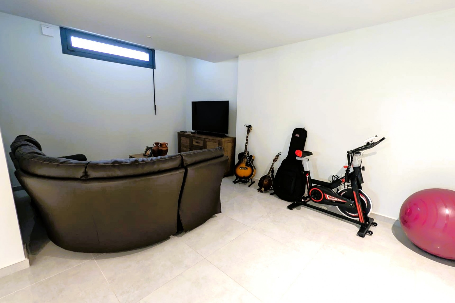 Brukt - Villa -
Cabo Roig - Costa Blanca