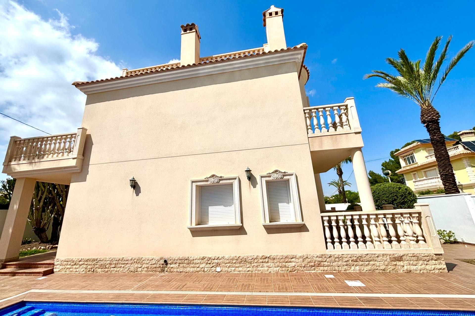 Brukt - Villa -
Cabo Roig - Costa Blanca
