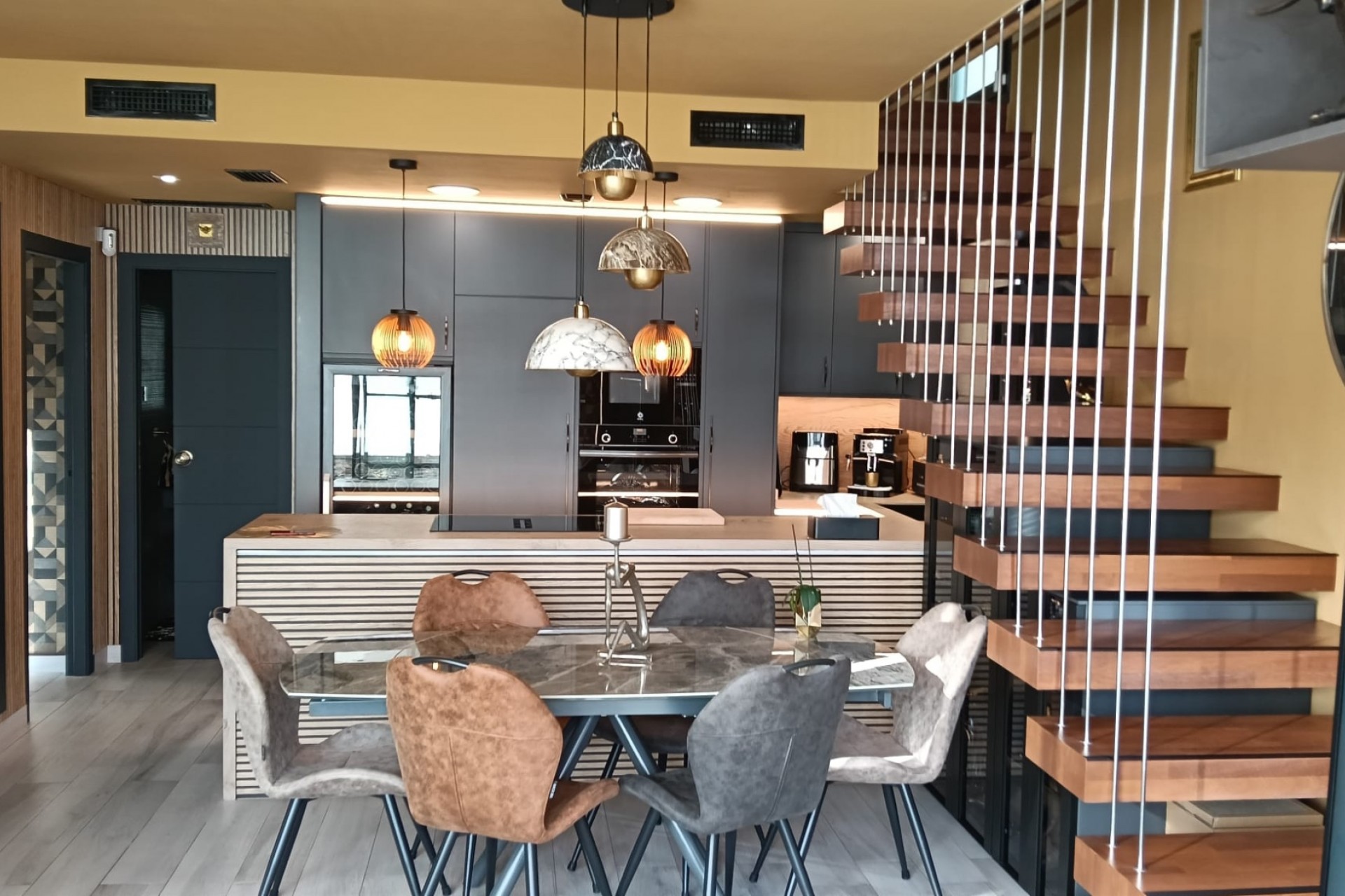 Brukt - Villa -
Cabo Roig - Costa Blanca