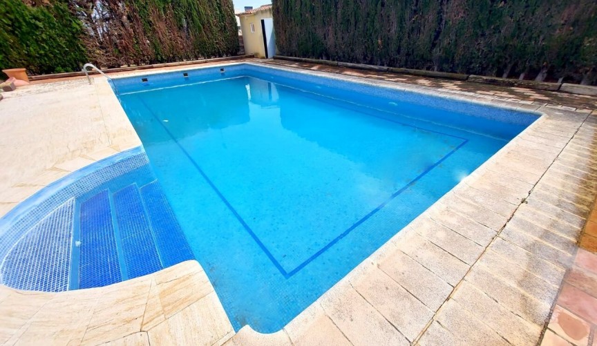 Brukt - Villa -
Calasparra - Inland