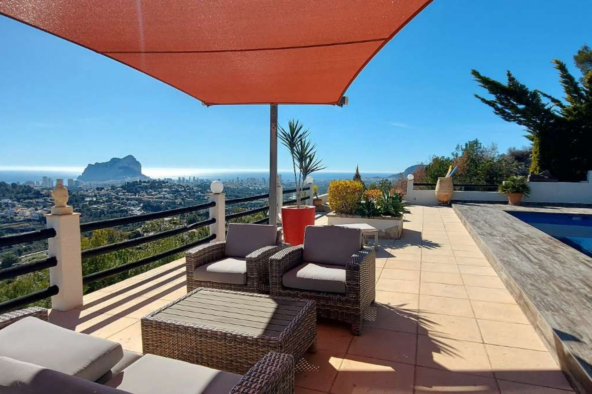 Brukt - Villa -
Calpe - Costa Blanca