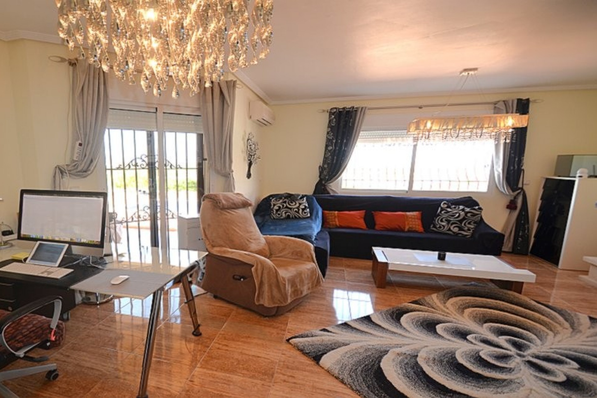 Brukt - Villa -
Campos del Río - Inland