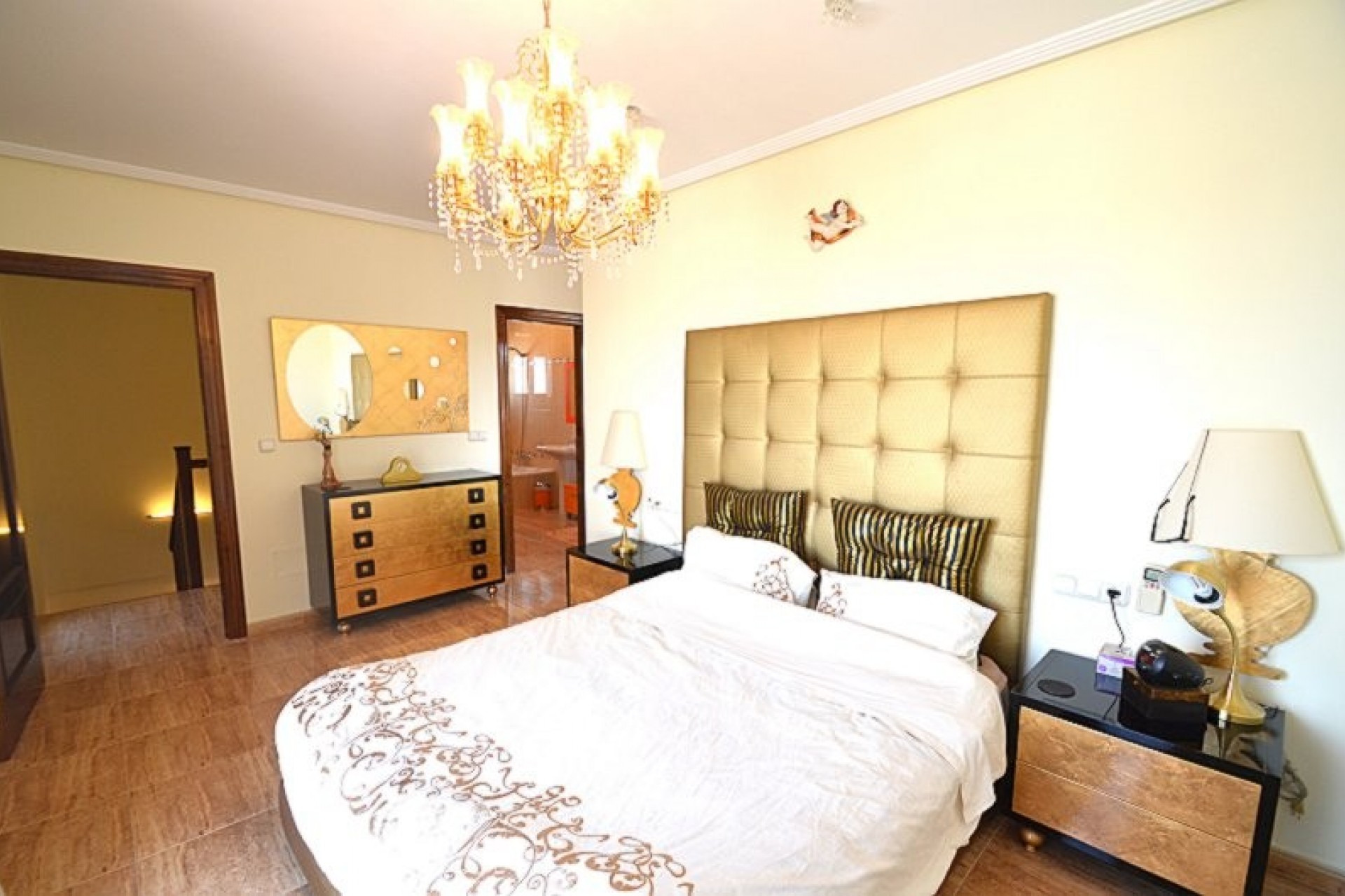 Brukt - Villa -
Campos del Río - Inland