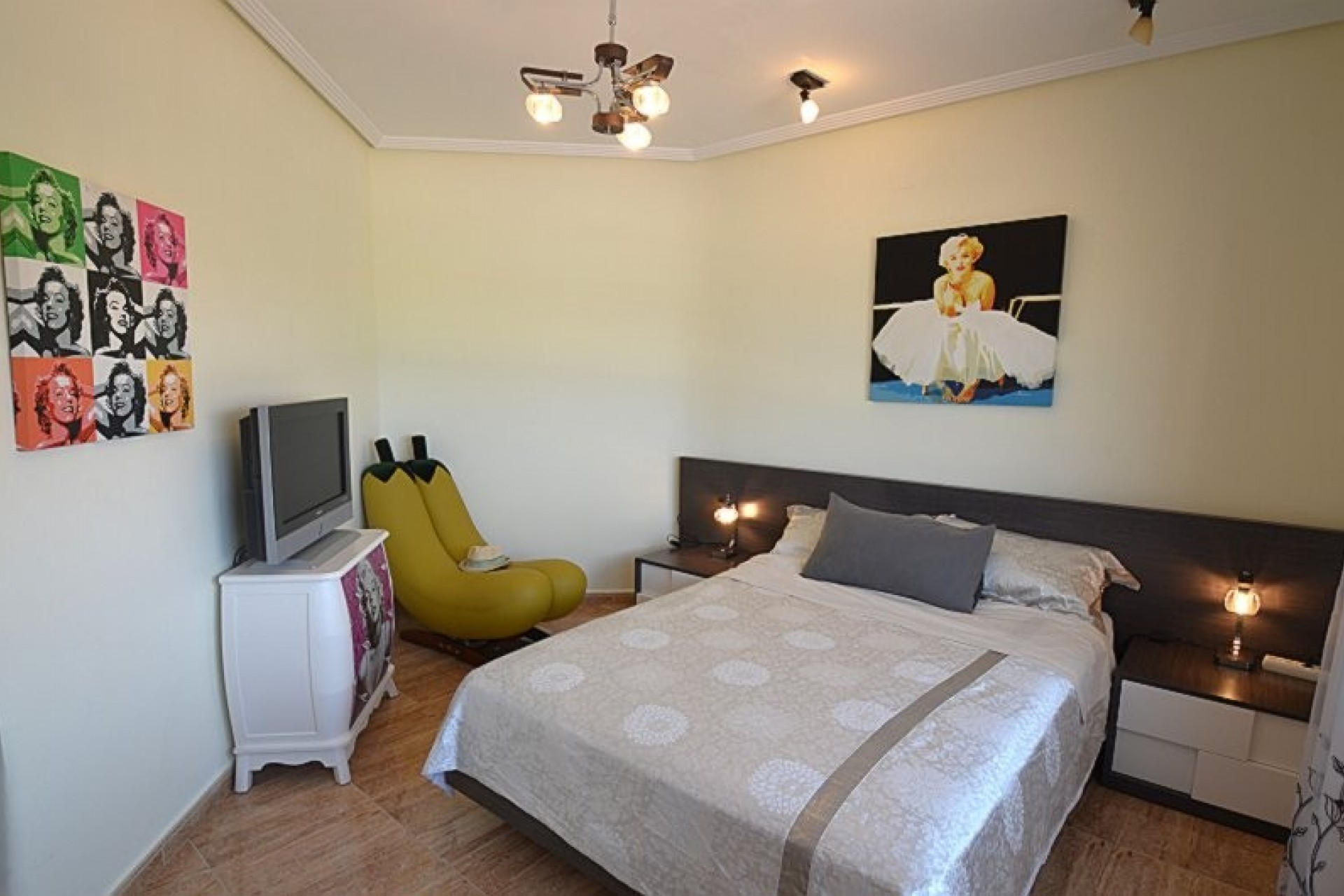 Brukt - Villa -
Campos del Río - Inland