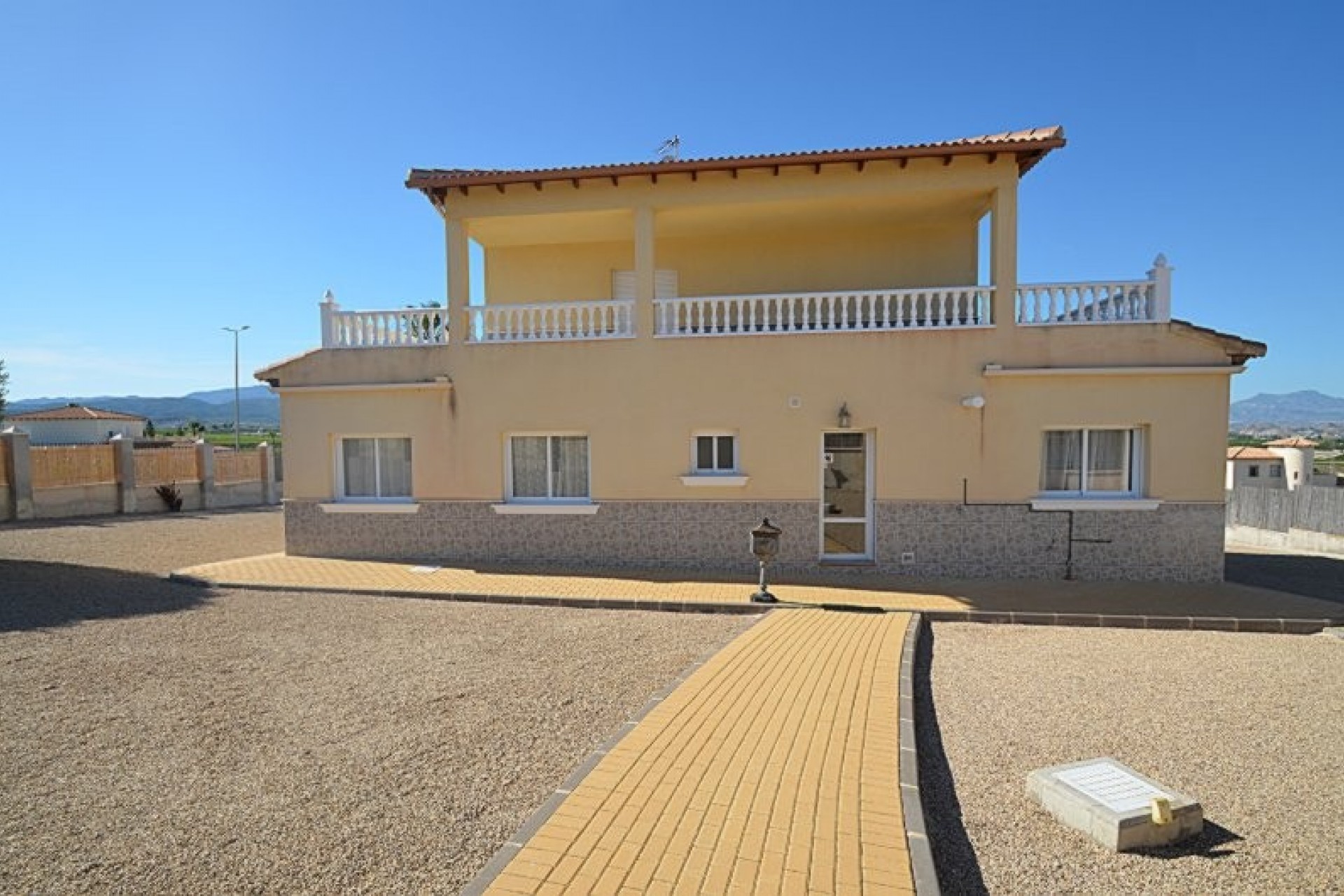 Brukt - Villa -
Campos del Río - Inland