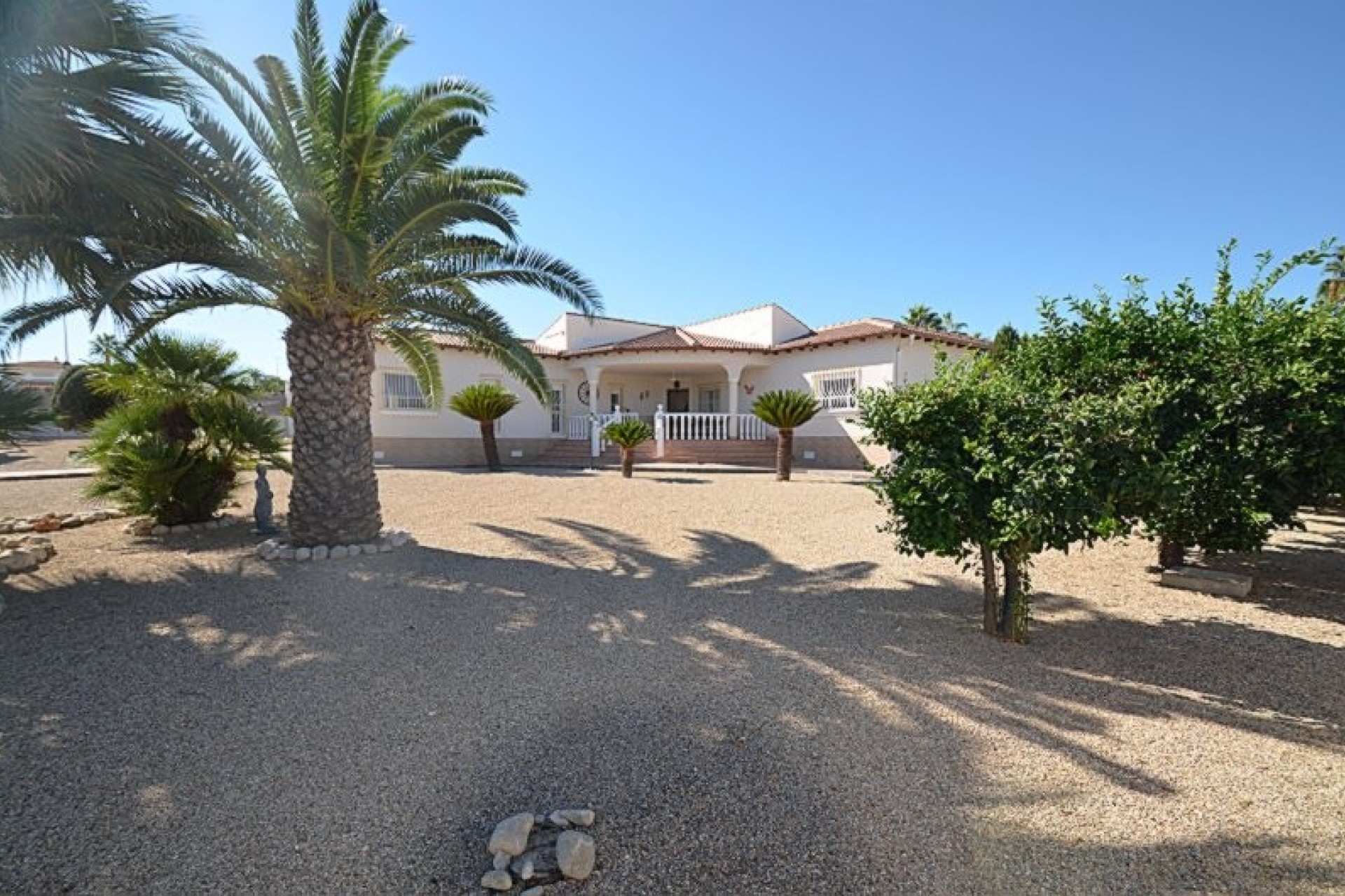 Brukt - Villa -
Campos del Río - Inland