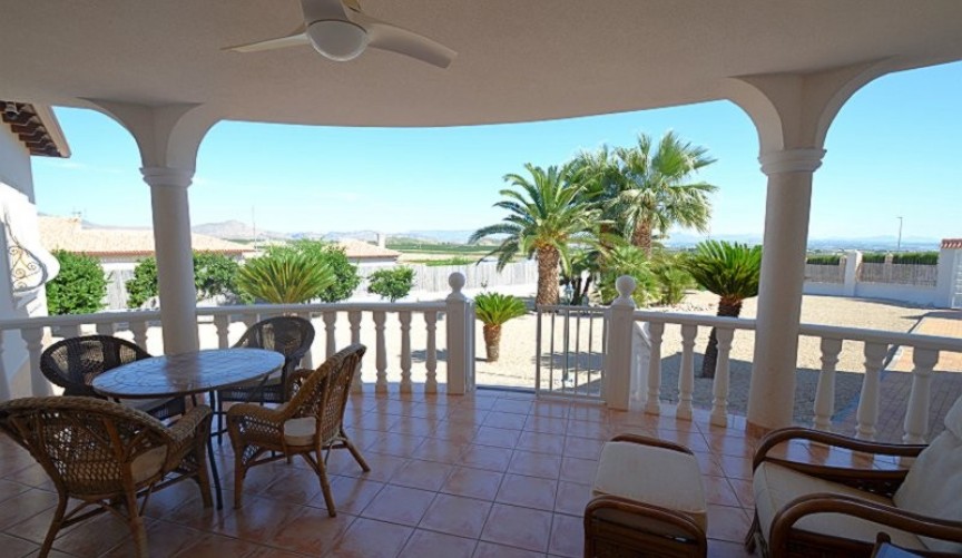 Brukt - Villa -
Campos del Río - Inland