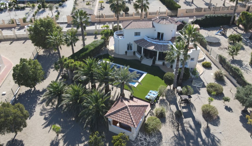 Brukt - Villa -
Campos del Río