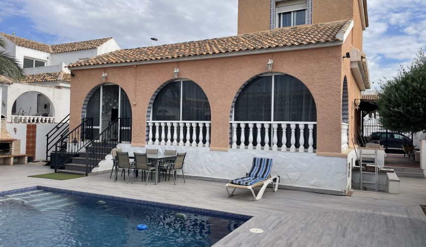 Brukt - Villa -
Camposol - Inland