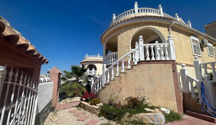 Brukt - Villa -
Camposol - Sector D