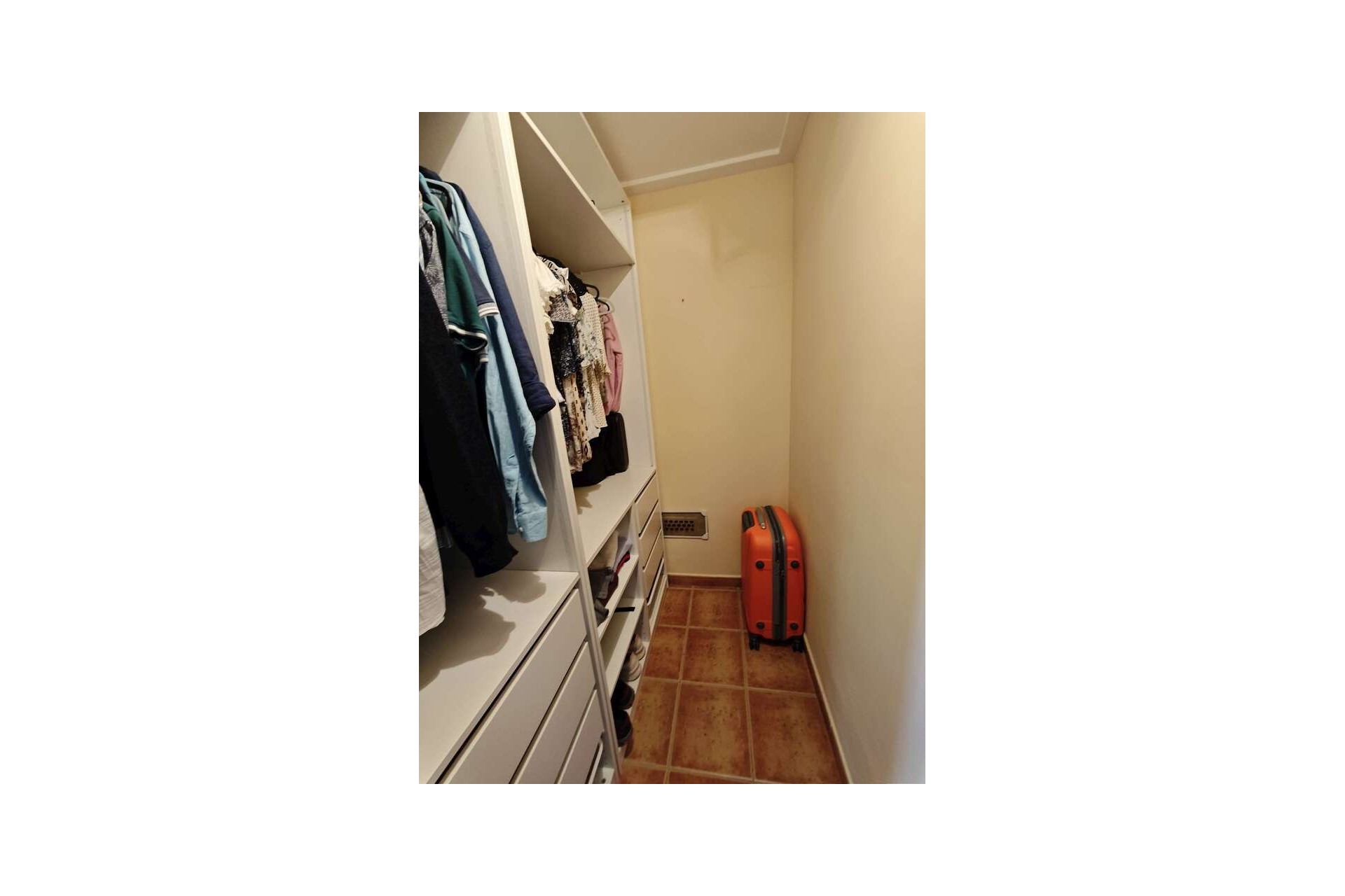 Brukt - Villa -
Canada del Trigo - Inland