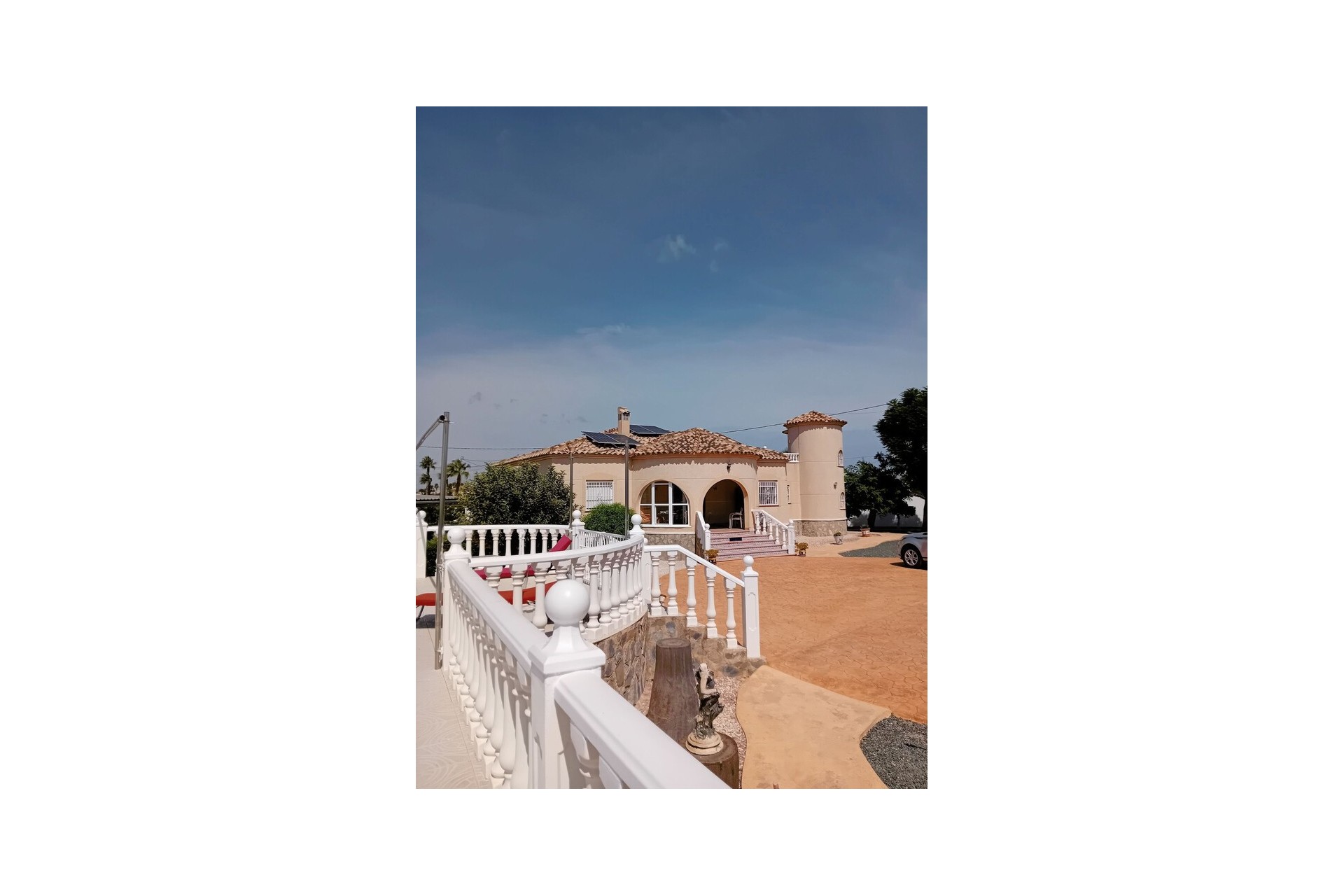 Brukt - Villa -
Catral - Costa Blanca