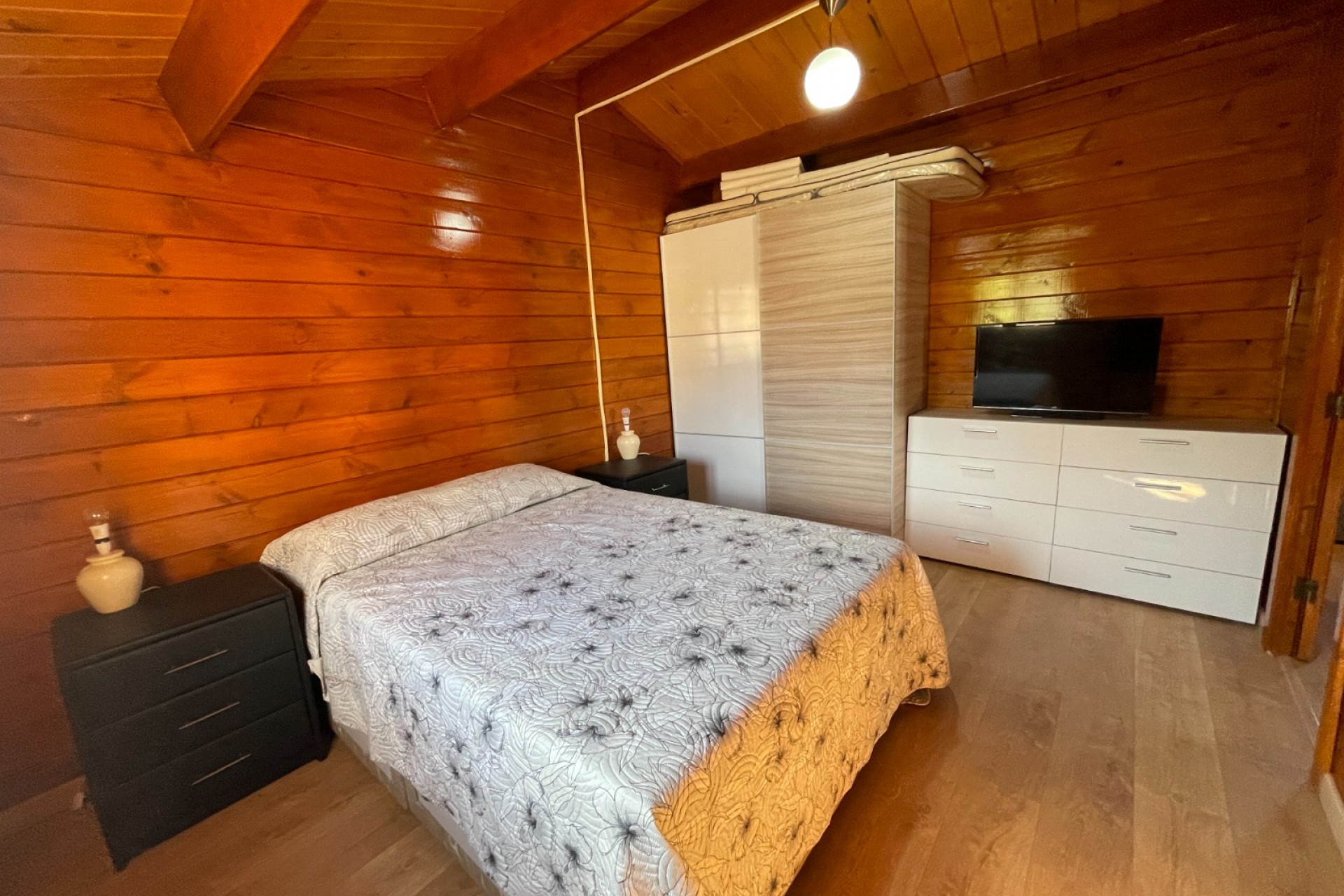 Brukt - Villa -
Catral - Costa Blanca