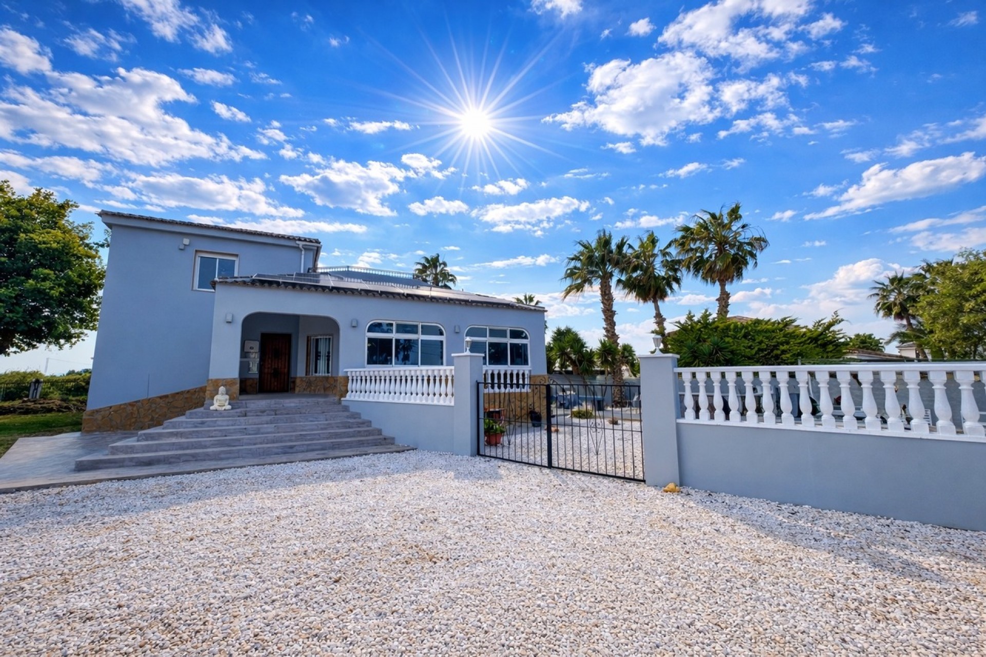 Brukt - Villa -
Catral - Costa Blanca