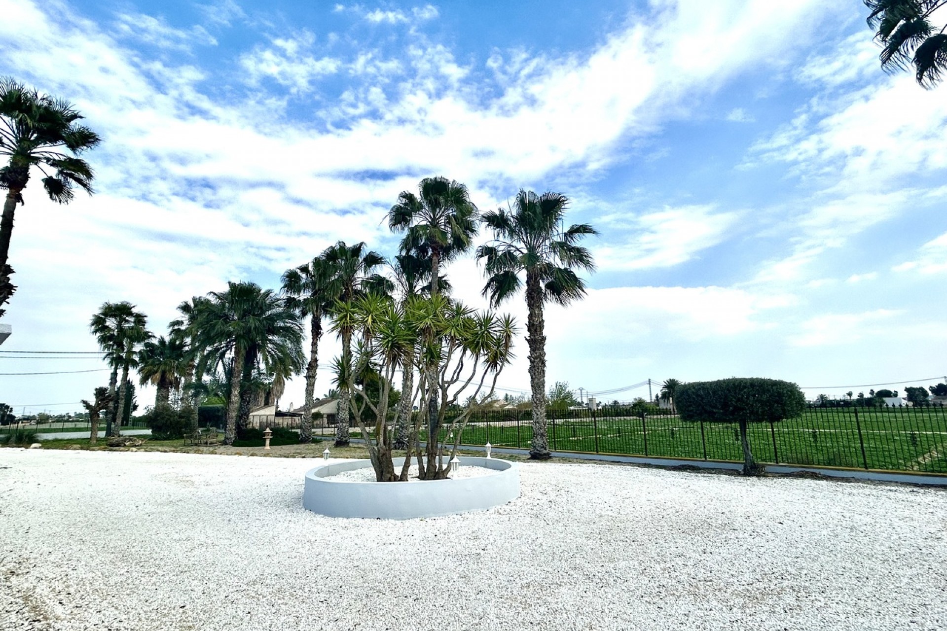 Brukt - Villa -
Catral - Costa Blanca