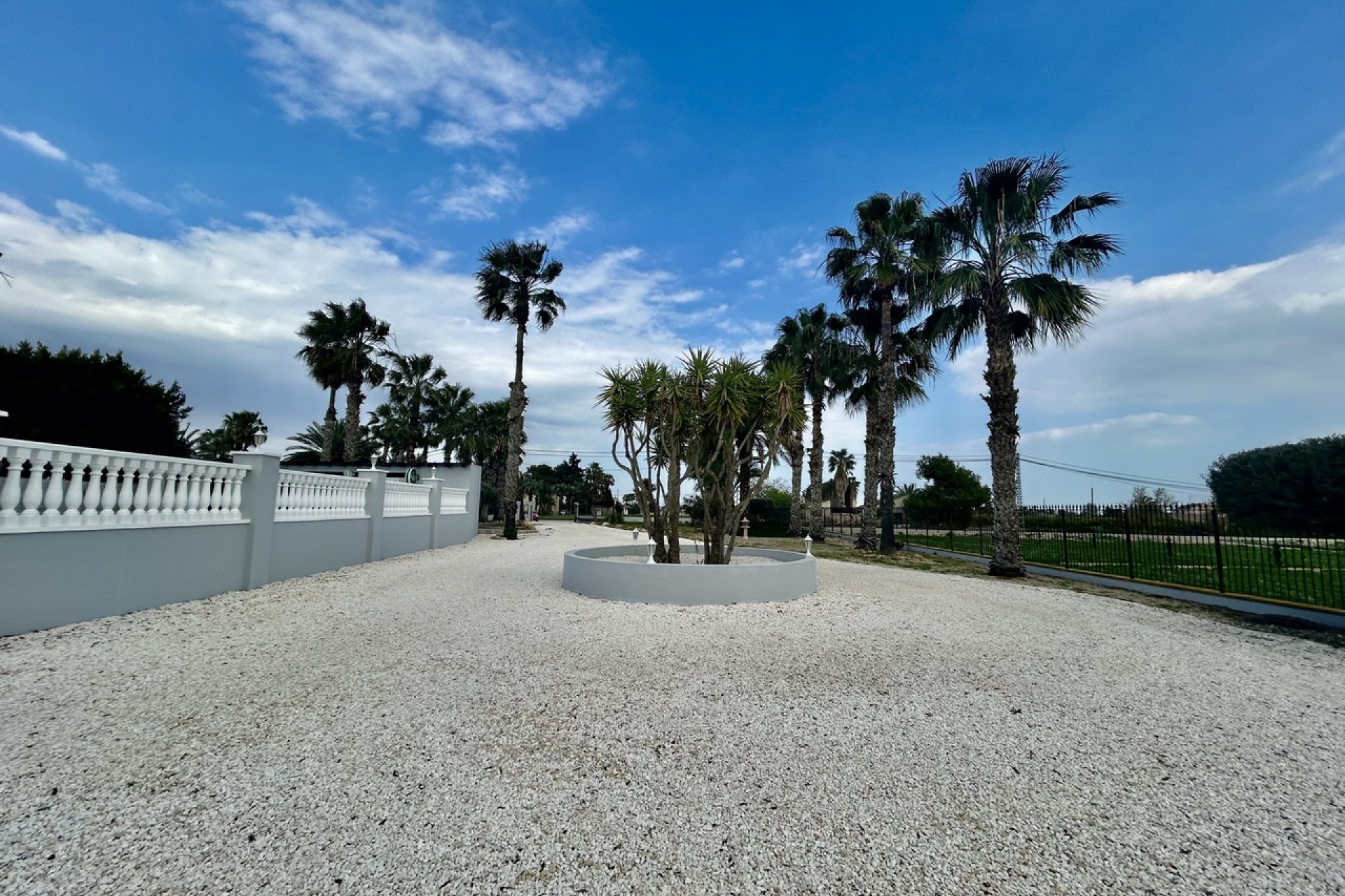 Brukt - Villa -
Catral - Costa Blanca