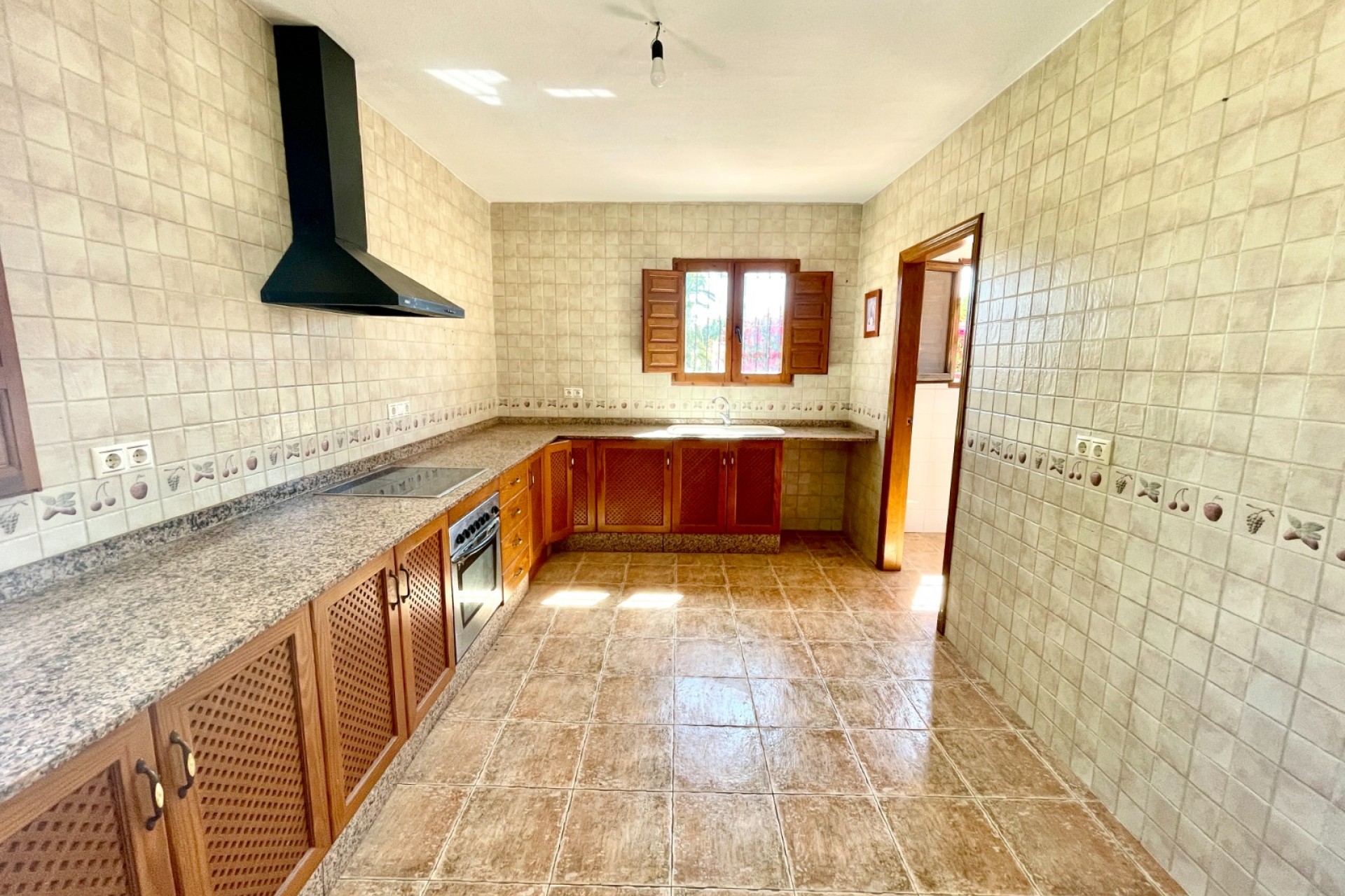 Brukt - Villa -
Catral - Costa Blanca