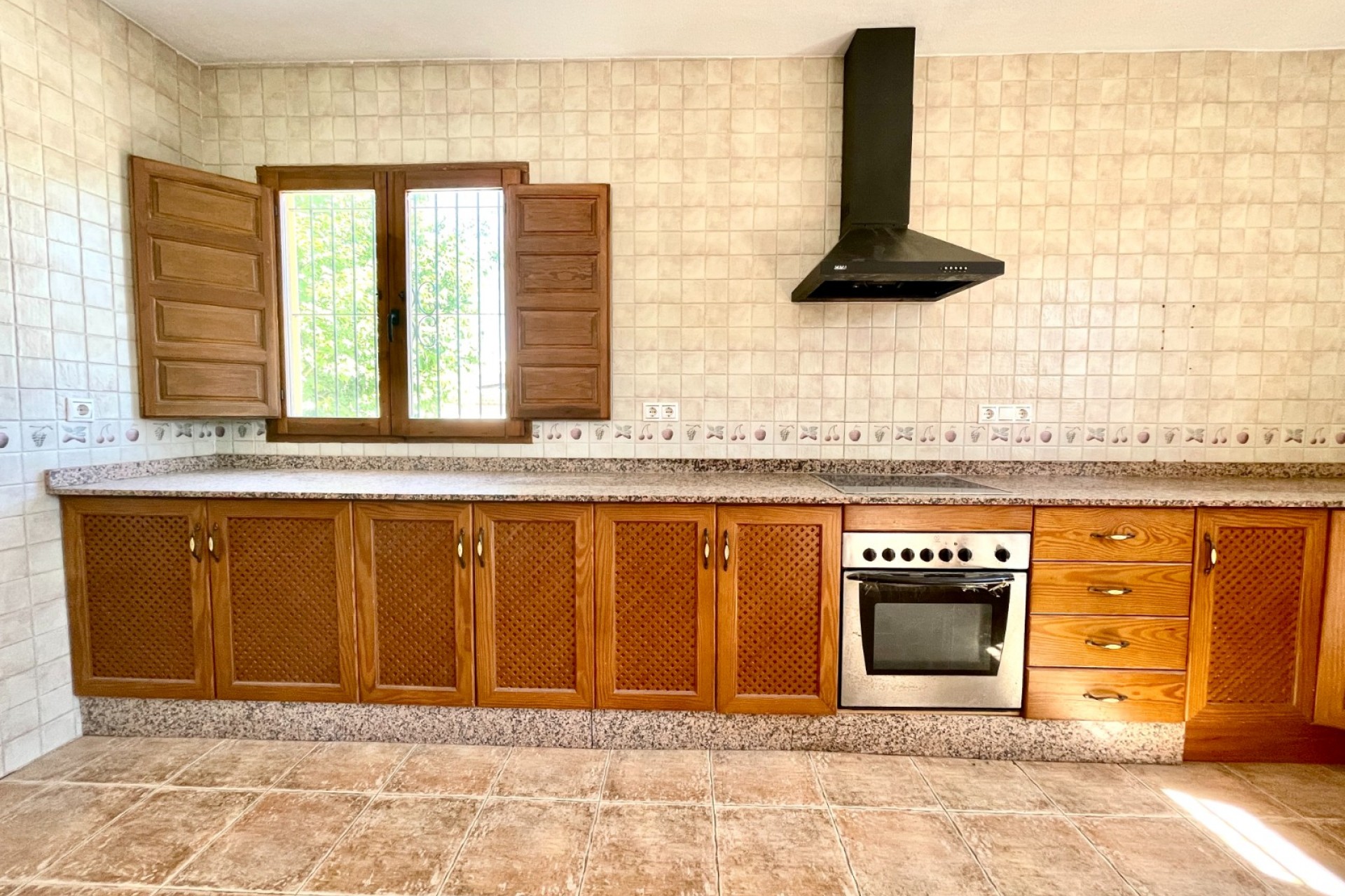 Brukt - Villa -
Catral - Costa Blanca