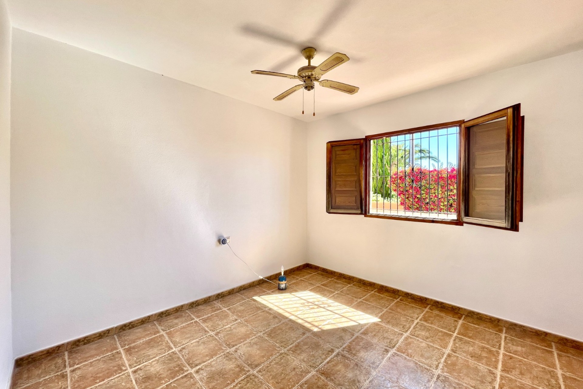 Brukt - Villa -
Catral - Costa Blanca