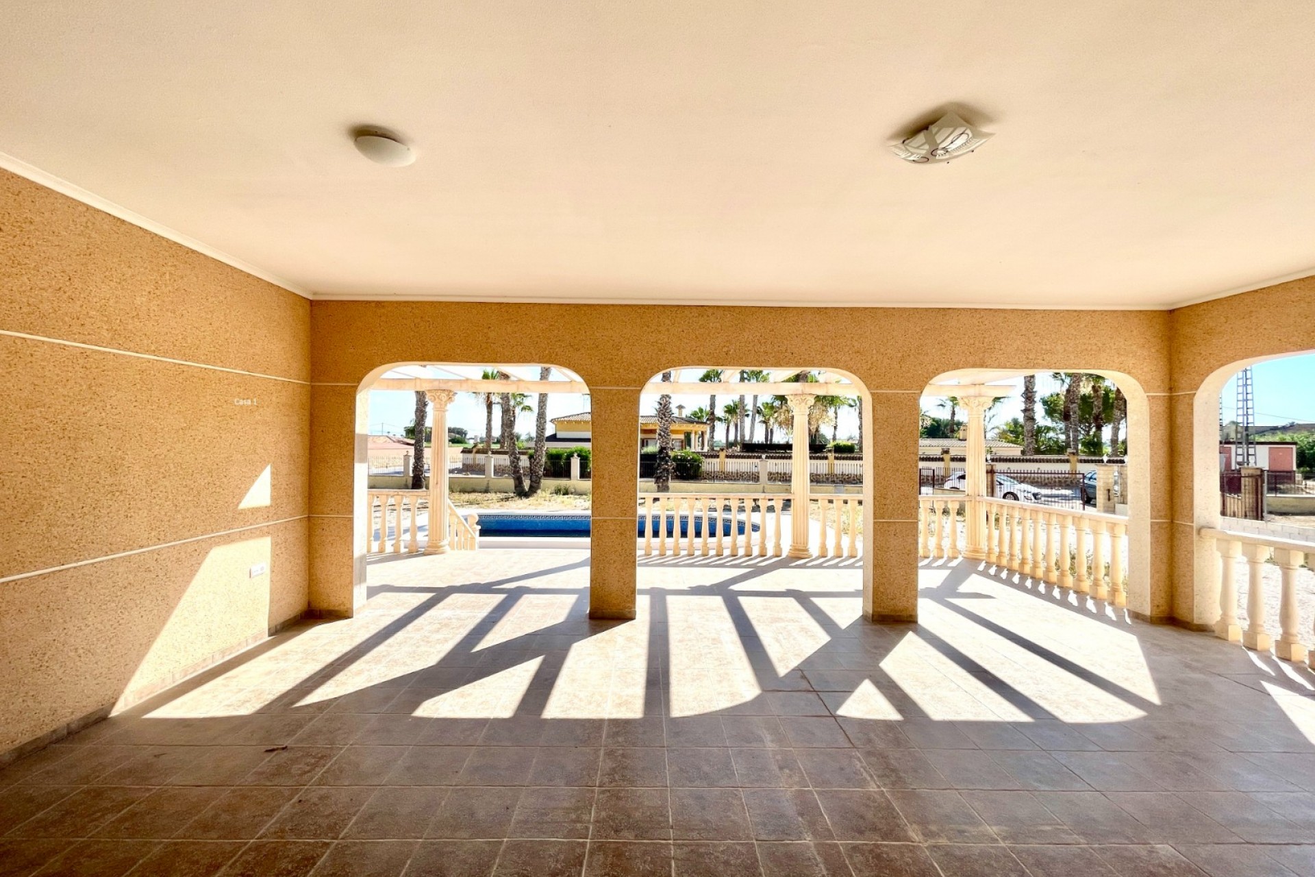 Brukt - Villa -
Catral - Costa Blanca