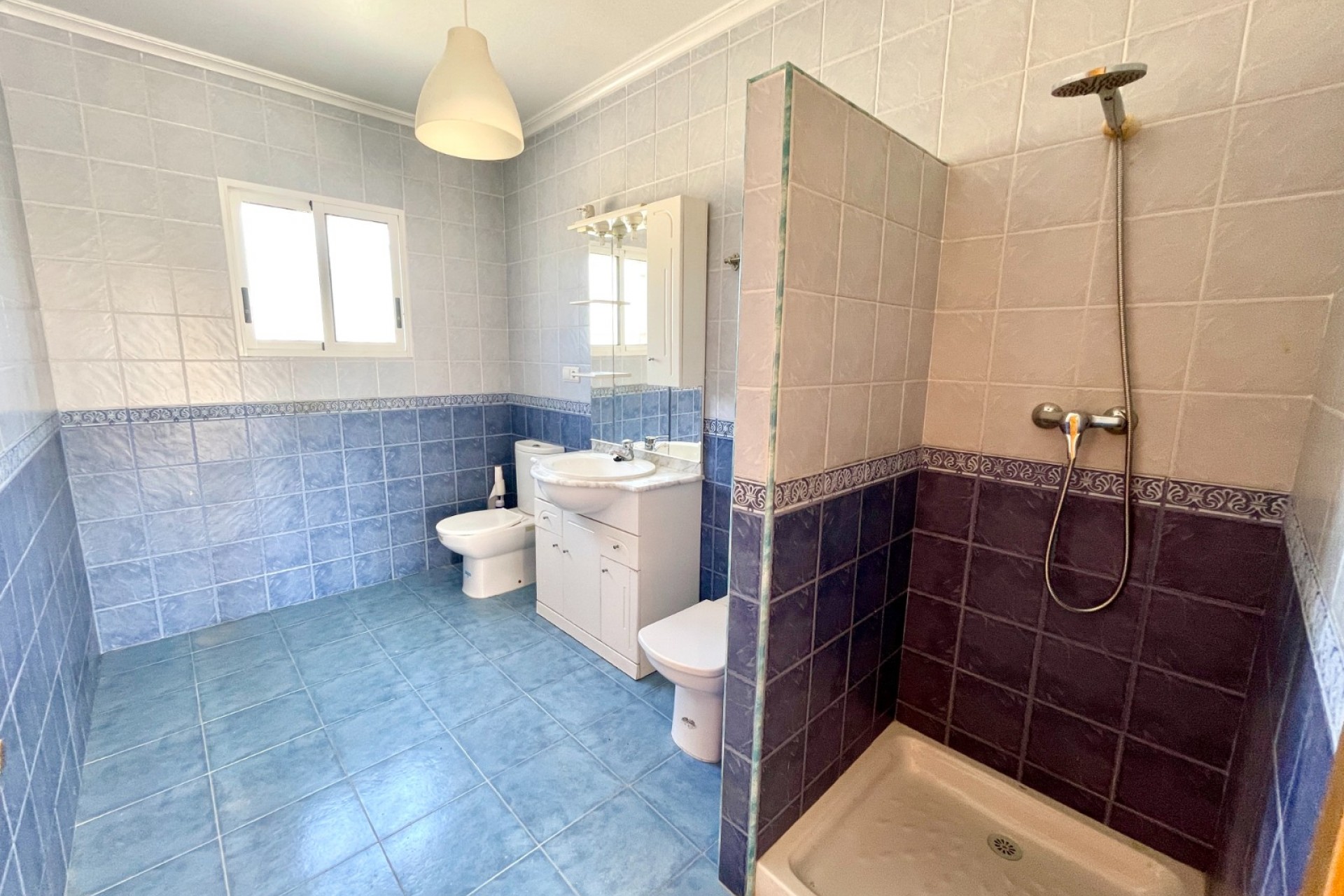 Brukt - Villa -
Catral - Costa Blanca