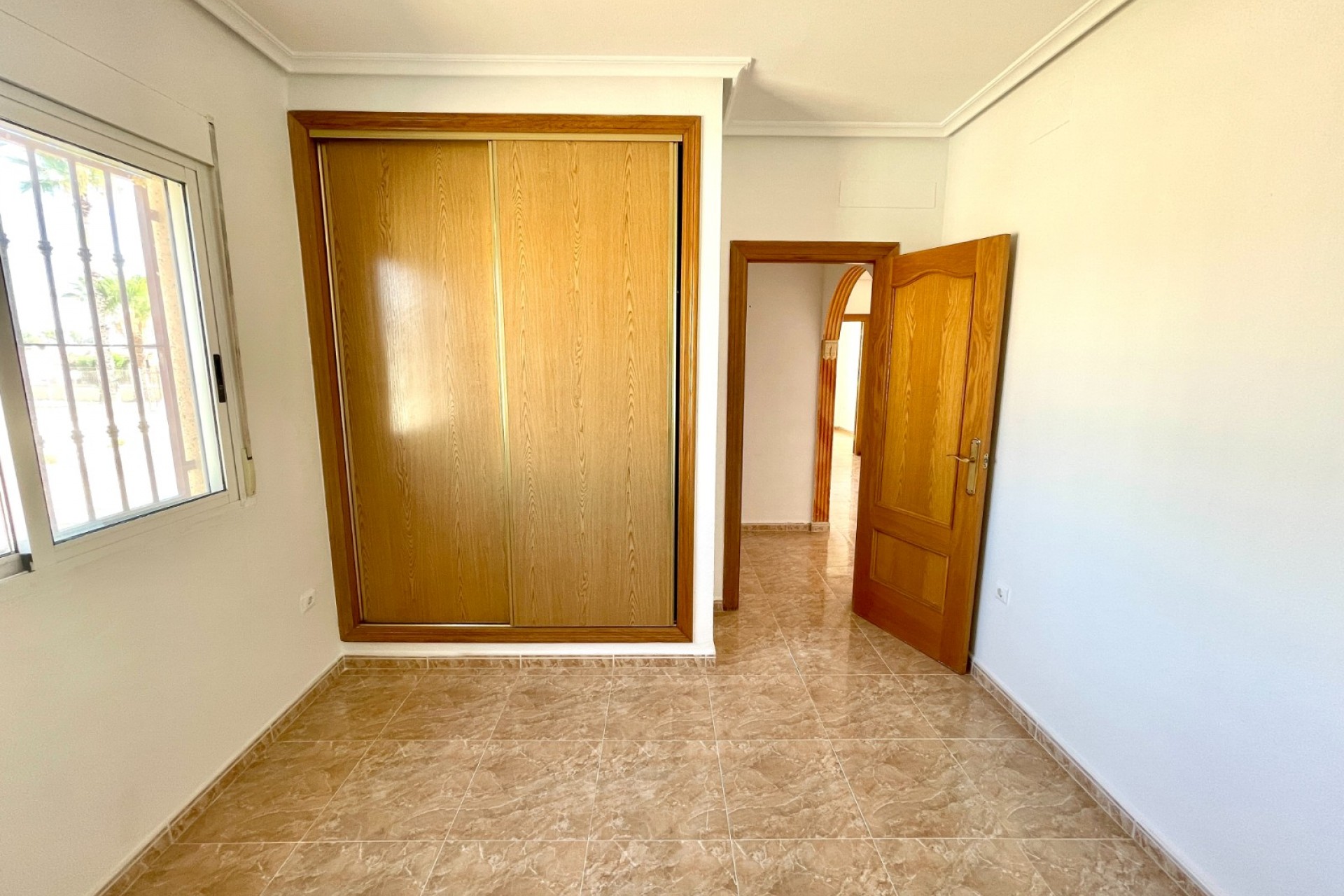 Brukt - Villa -
Catral - Costa Blanca