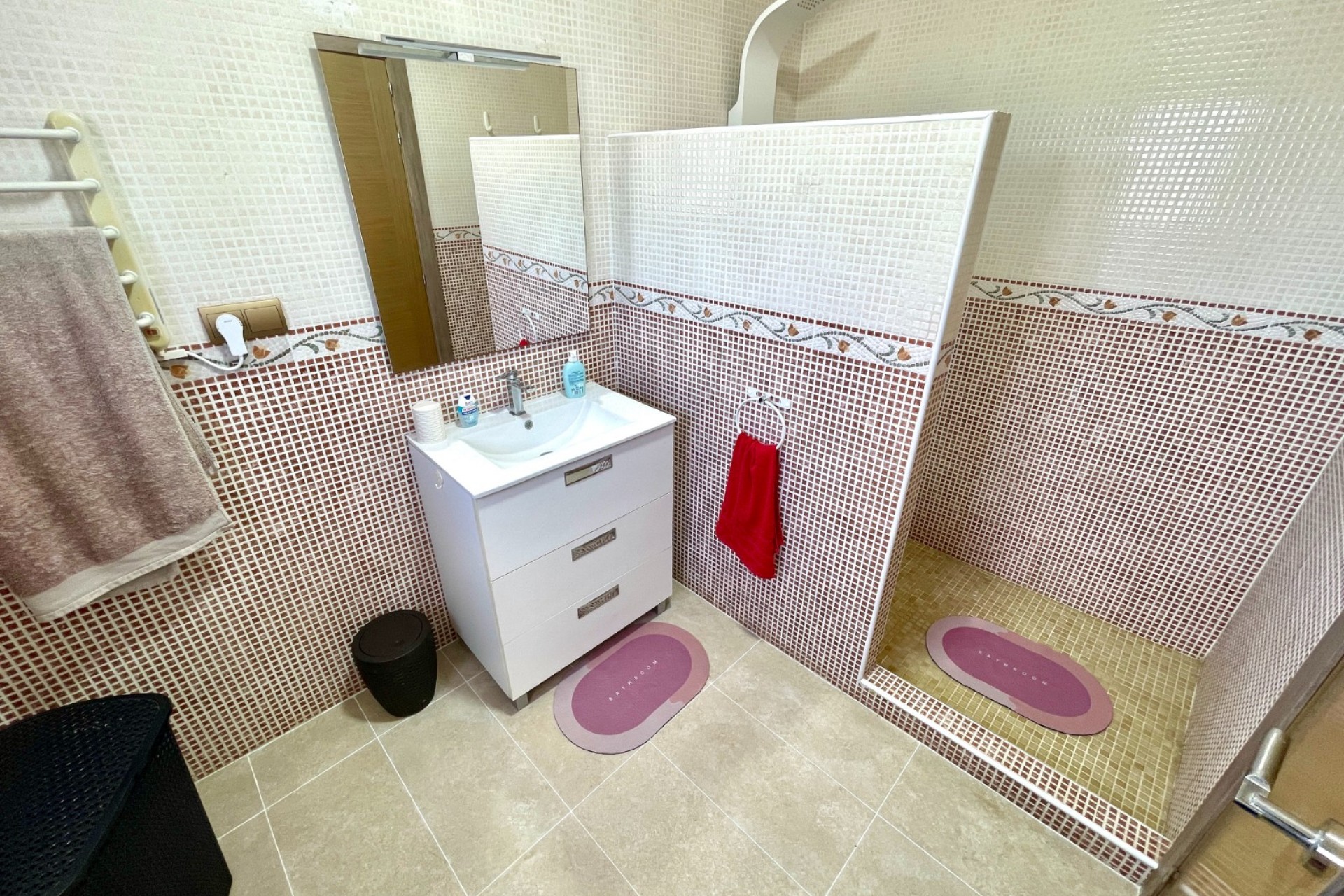 Brukt - Villa -
Catral - Costa Blanca