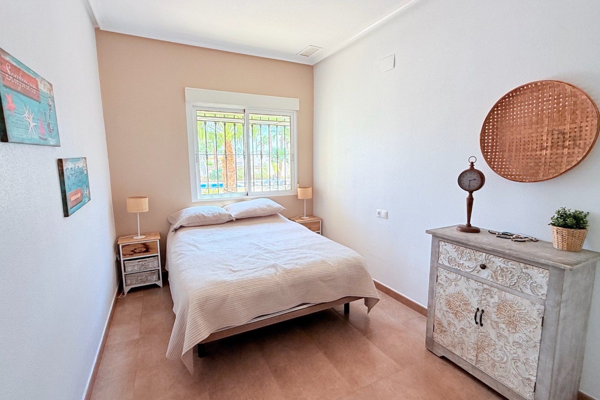 Brukt - Villa -
Catral - Costa Blanca