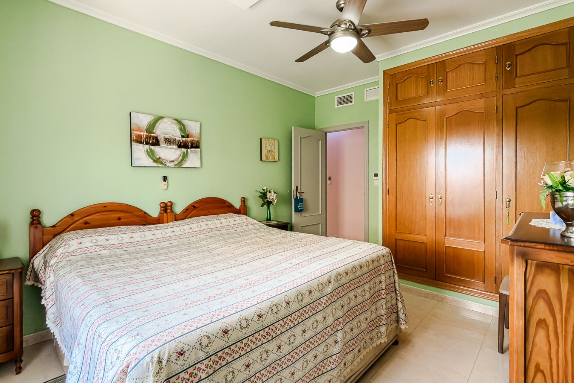 Brukt - Villa -
Catral - Costa Blanca