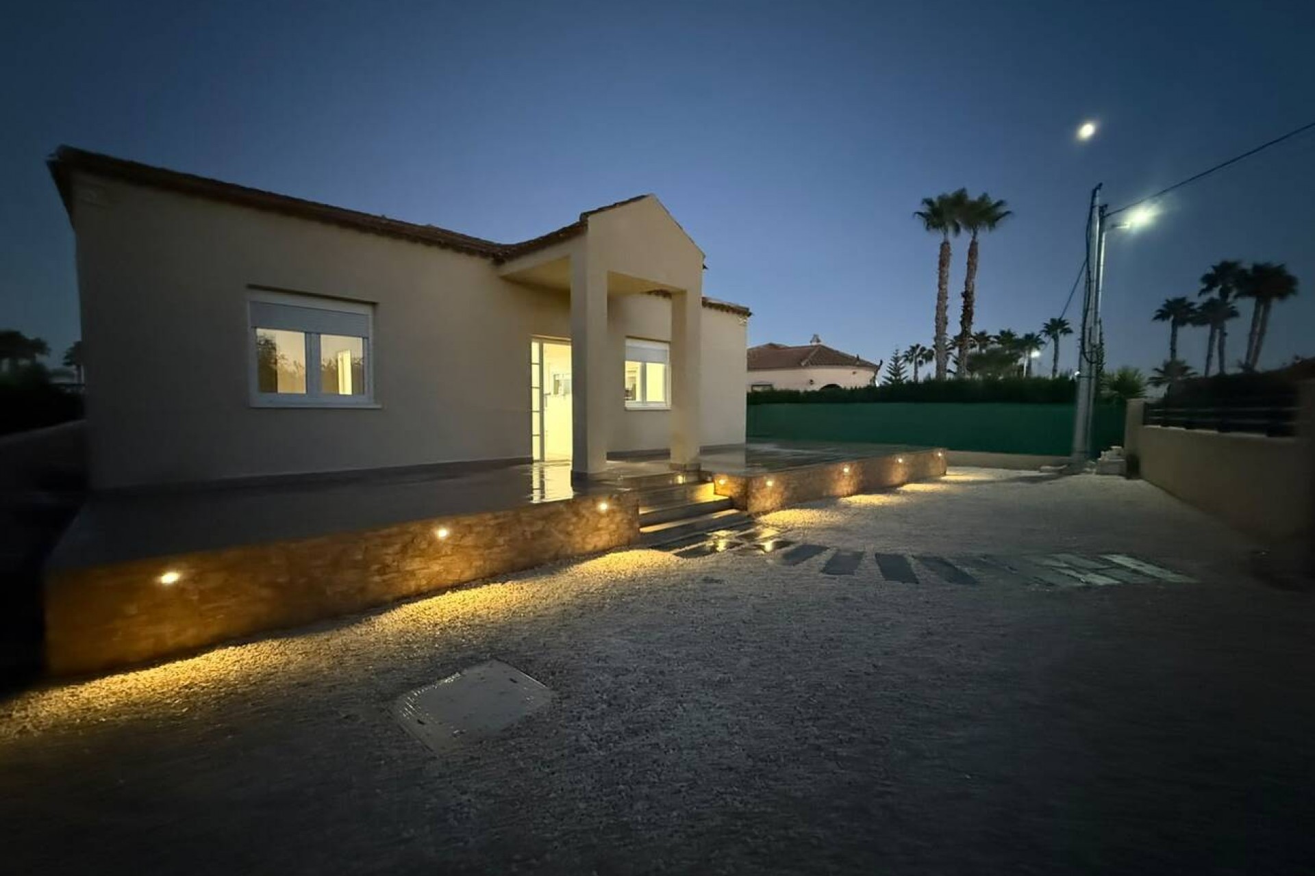 Brukt - Villa -
Catral - Costa Blanca