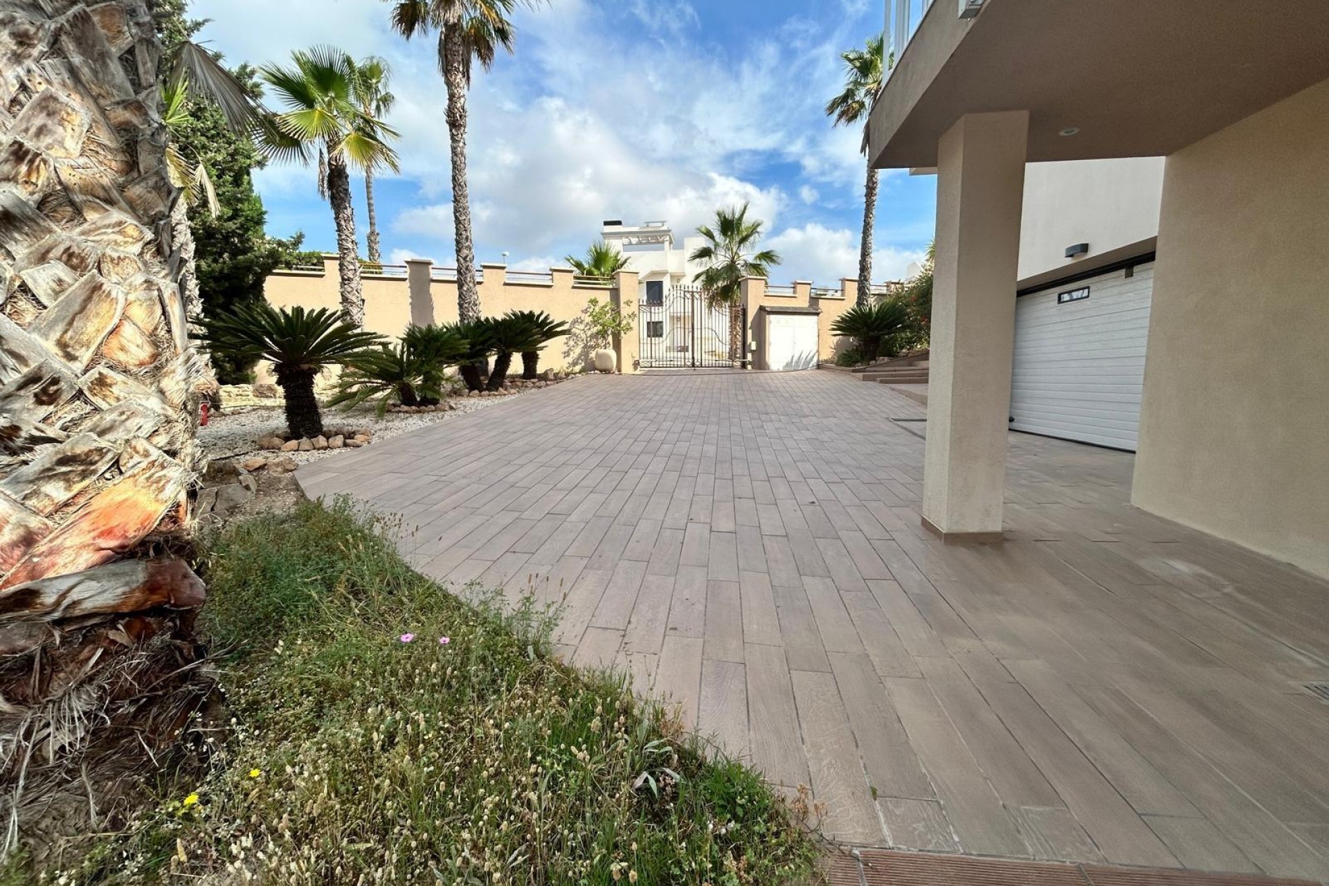 Brukt - Villa -
Ciudad Quesada - Costa Blanca Sur