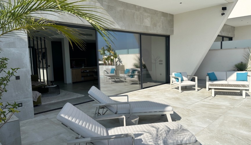 Brukt - Villa -
Ciudad Quesada - Costa Blanca