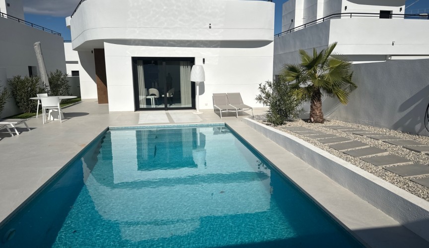 Brukt - Villa -
Ciudad Quesada - Costa Blanca