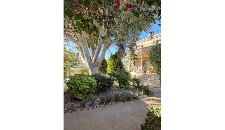 Brukt - Villa -
Ciudad Quesada - Costa Blanca