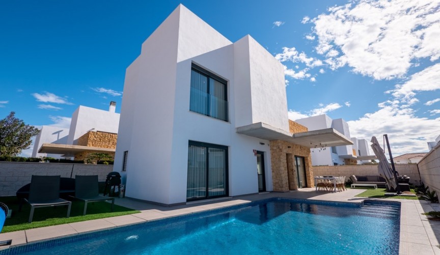 Brukt - Villa -
Ciudad Quesada - Costa Blanca