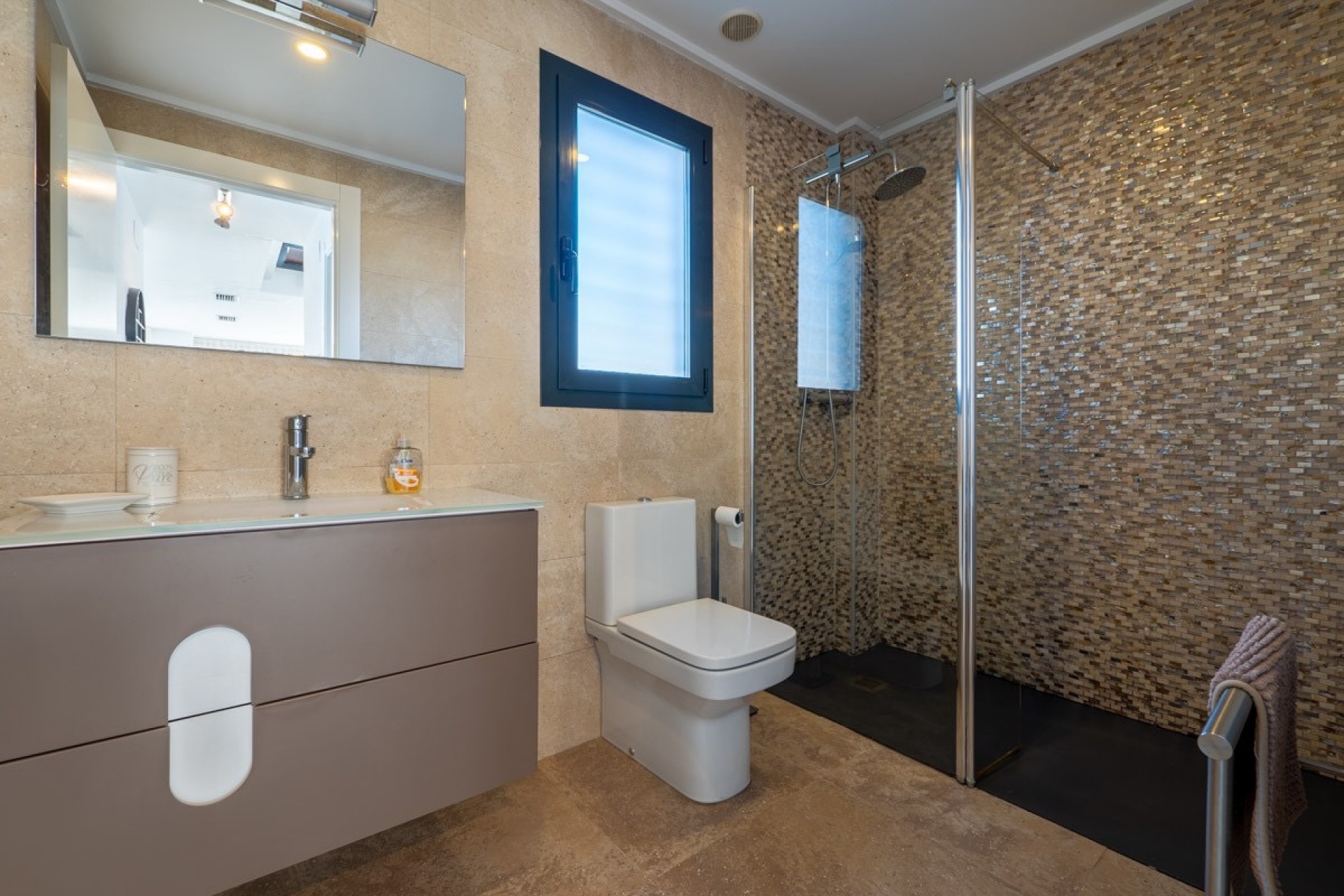 Brukt - Villa -
Ciudad Quesada - Costa Blanca