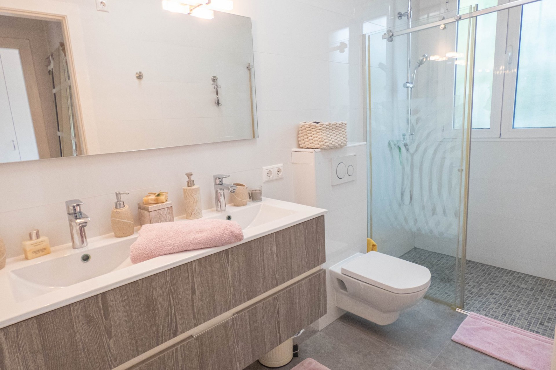 Brukt - Villa -
Ciudad Quesada - Costa Blanca