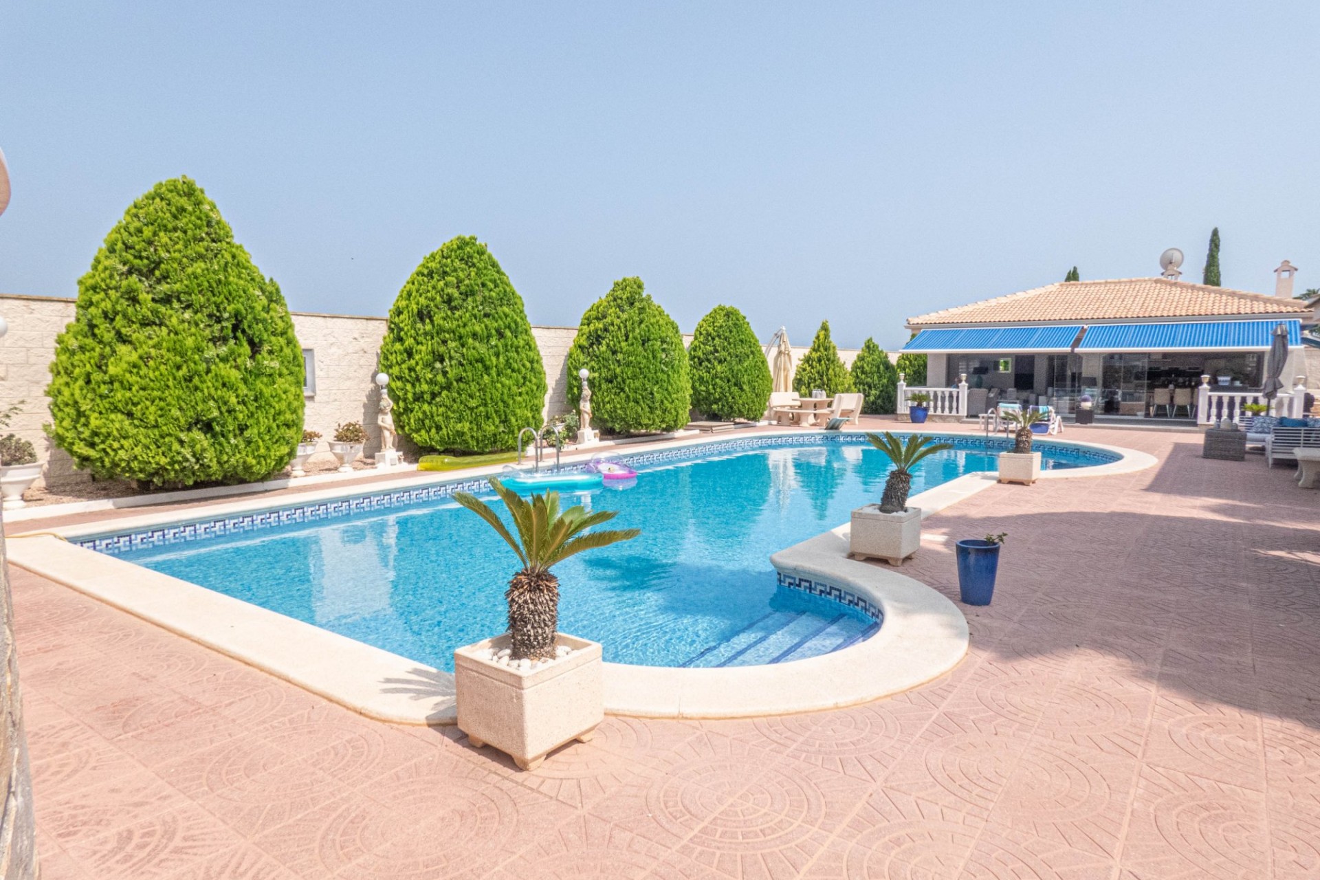 Brukt - Villa -
Ciudad Quesada - Costa Blanca