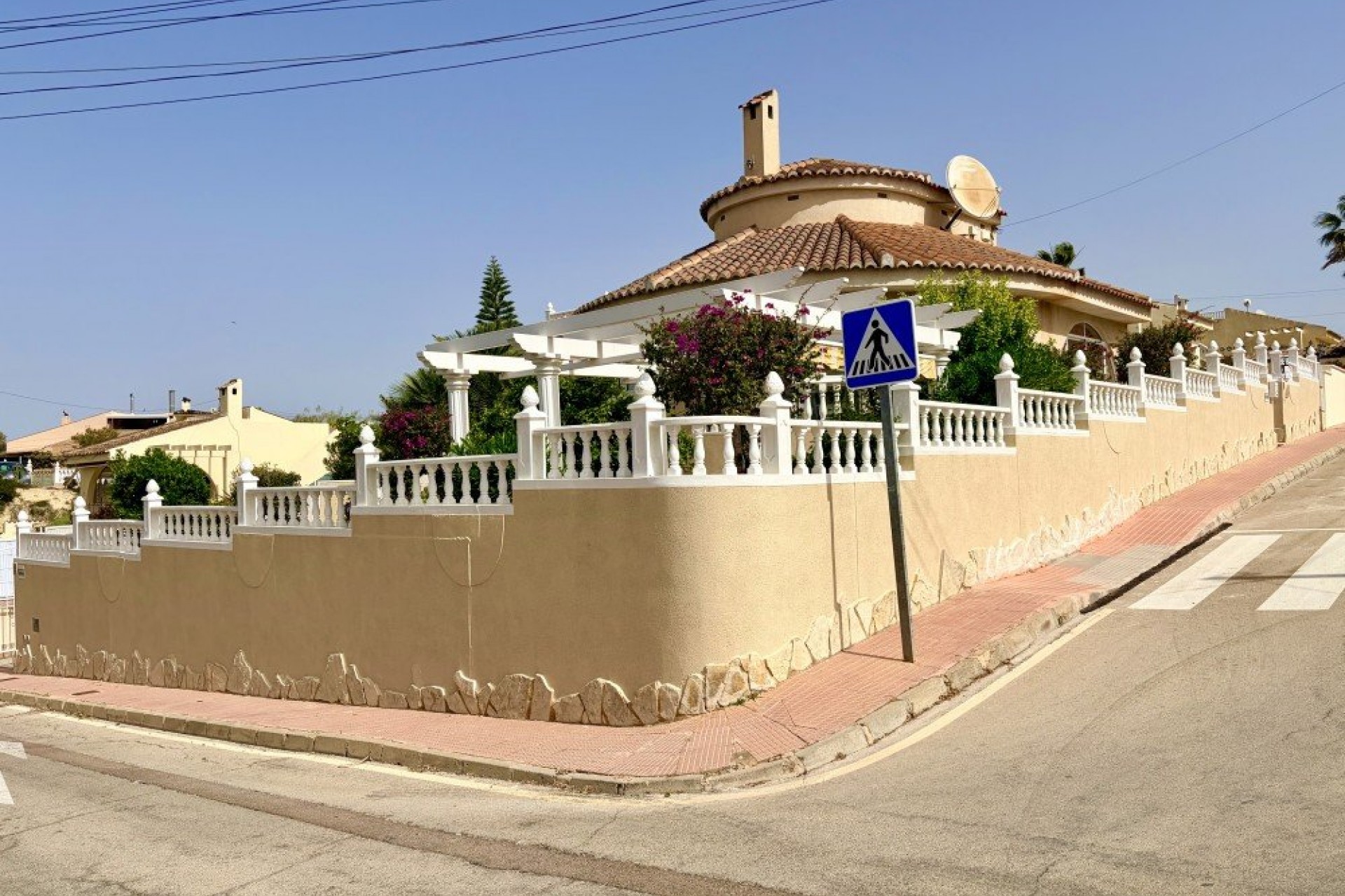 Brukt - Villa -
Ciudad Quesada - Costa Blanca