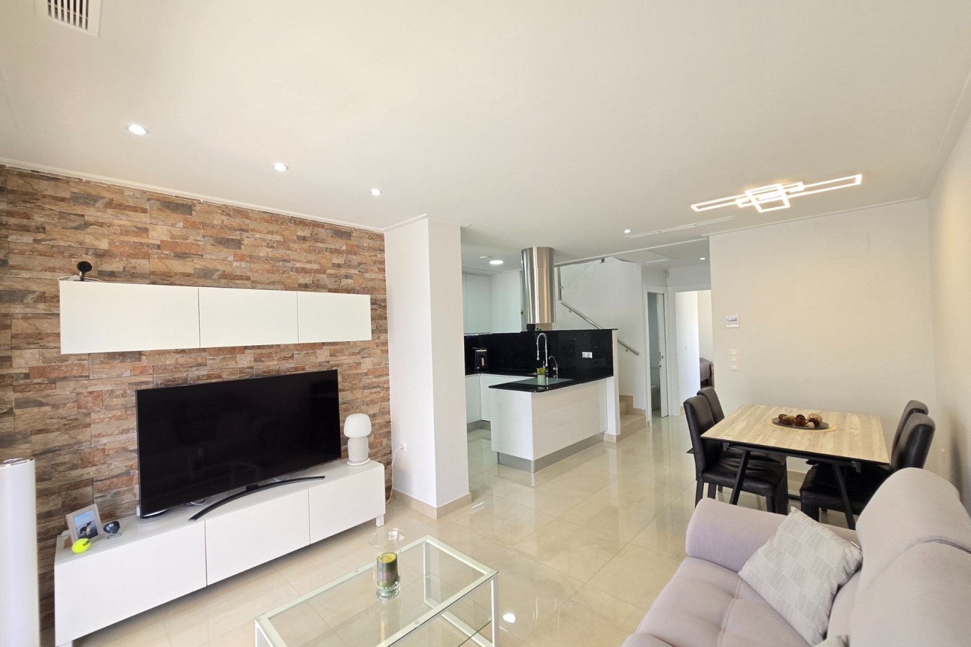 Brukt - Villa -
Ciudad Quesada - Costa Blanca