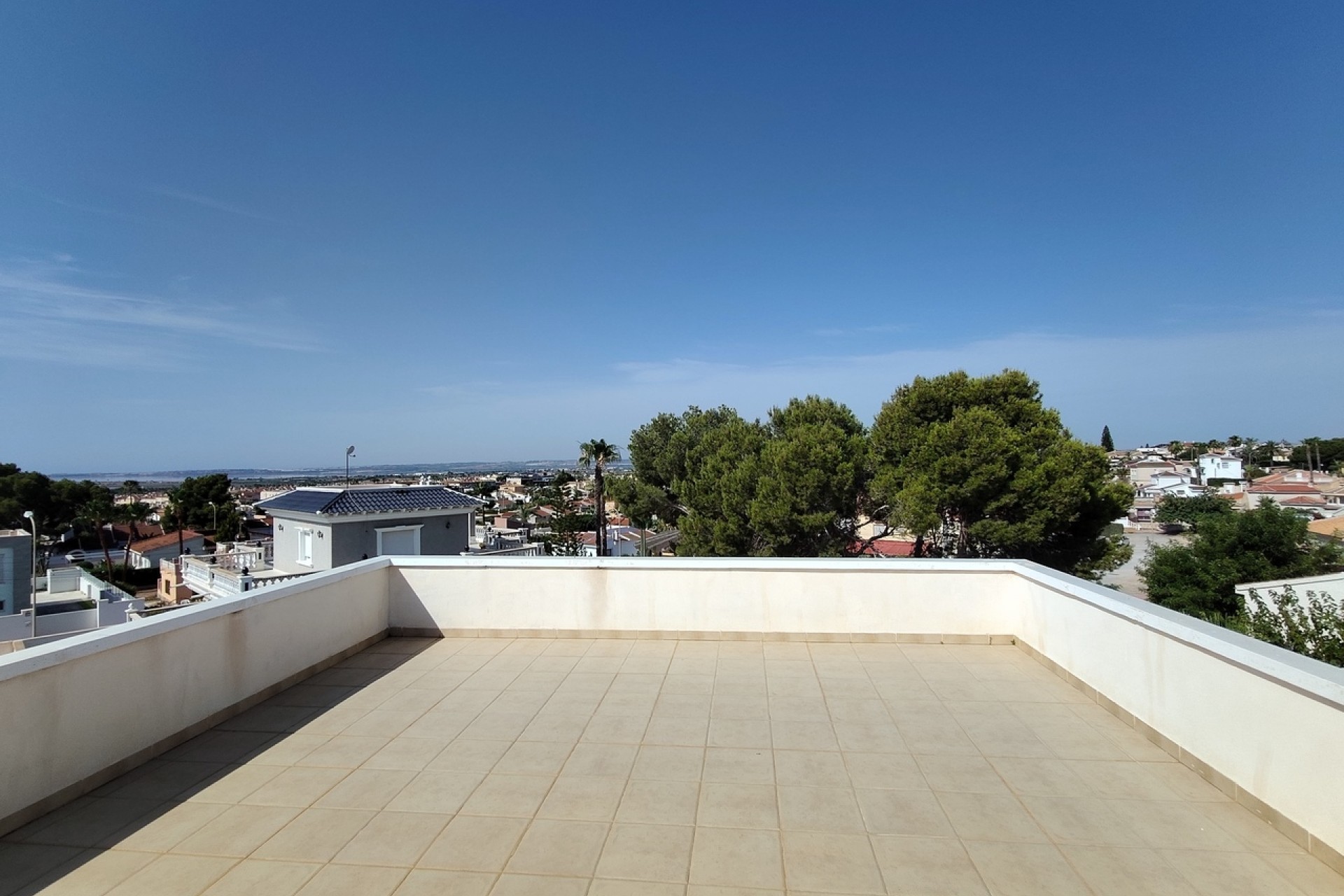 Brukt - Villa -
Ciudad Quesada - Costa Blanca