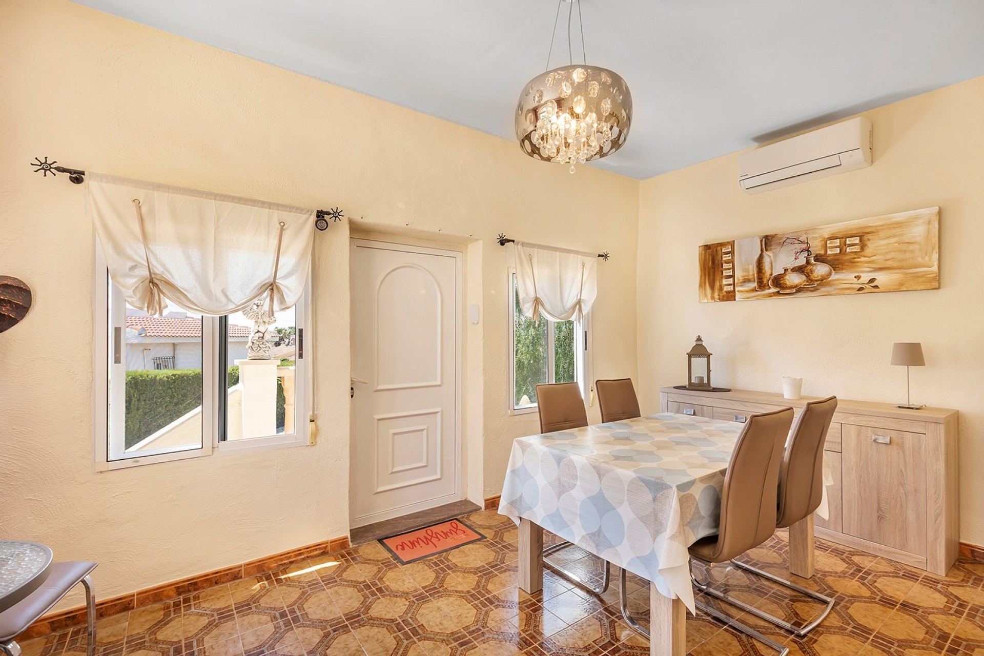 Brukt - Villa -
Ciudad Quesada - Costa Blanca